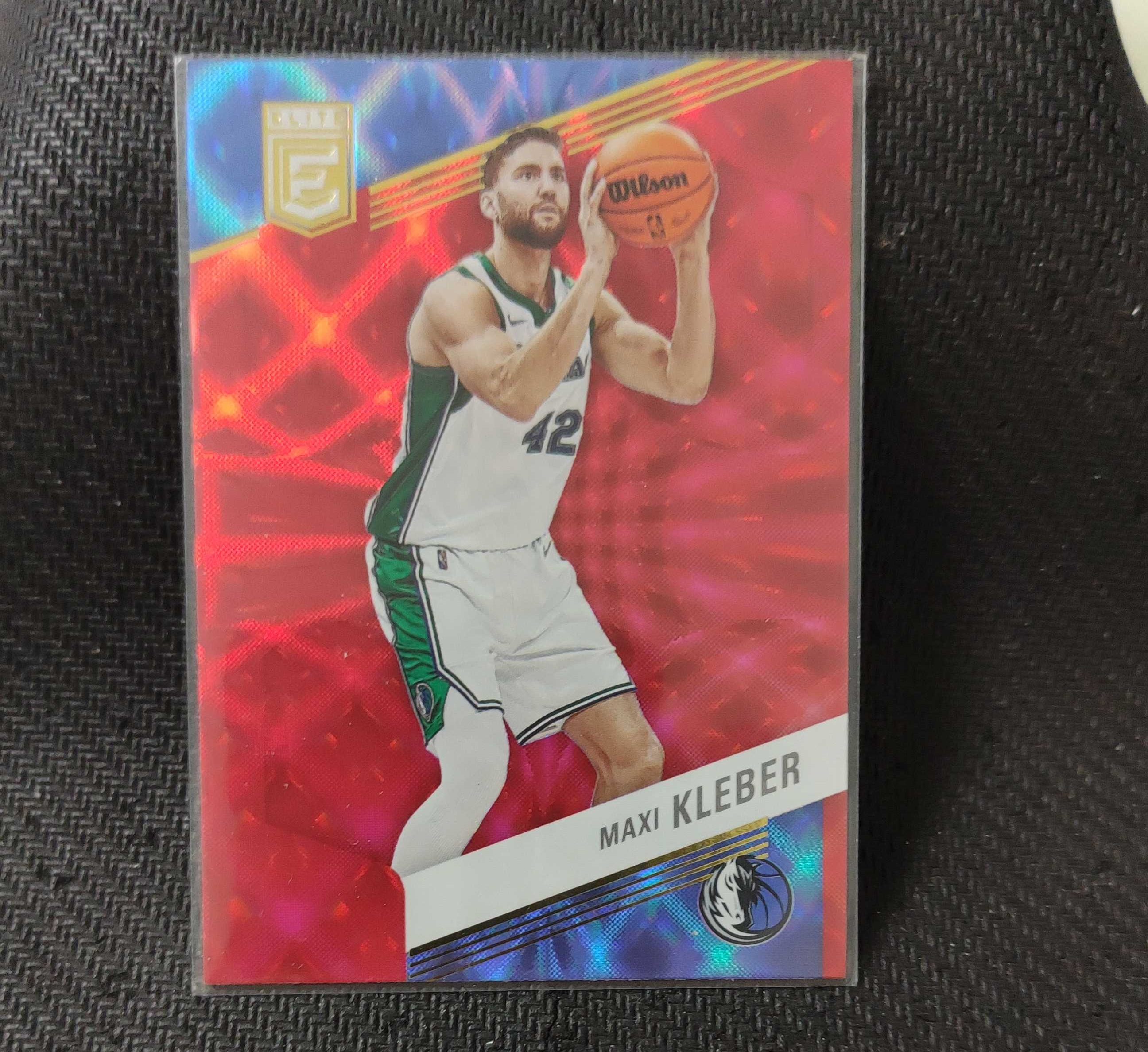 2022-23 Panini Elite Maxi Kleber 馬克西 克勒貝爾 宇宙折 折射 獨行俠隊 收藏必備 可累計 接代拍