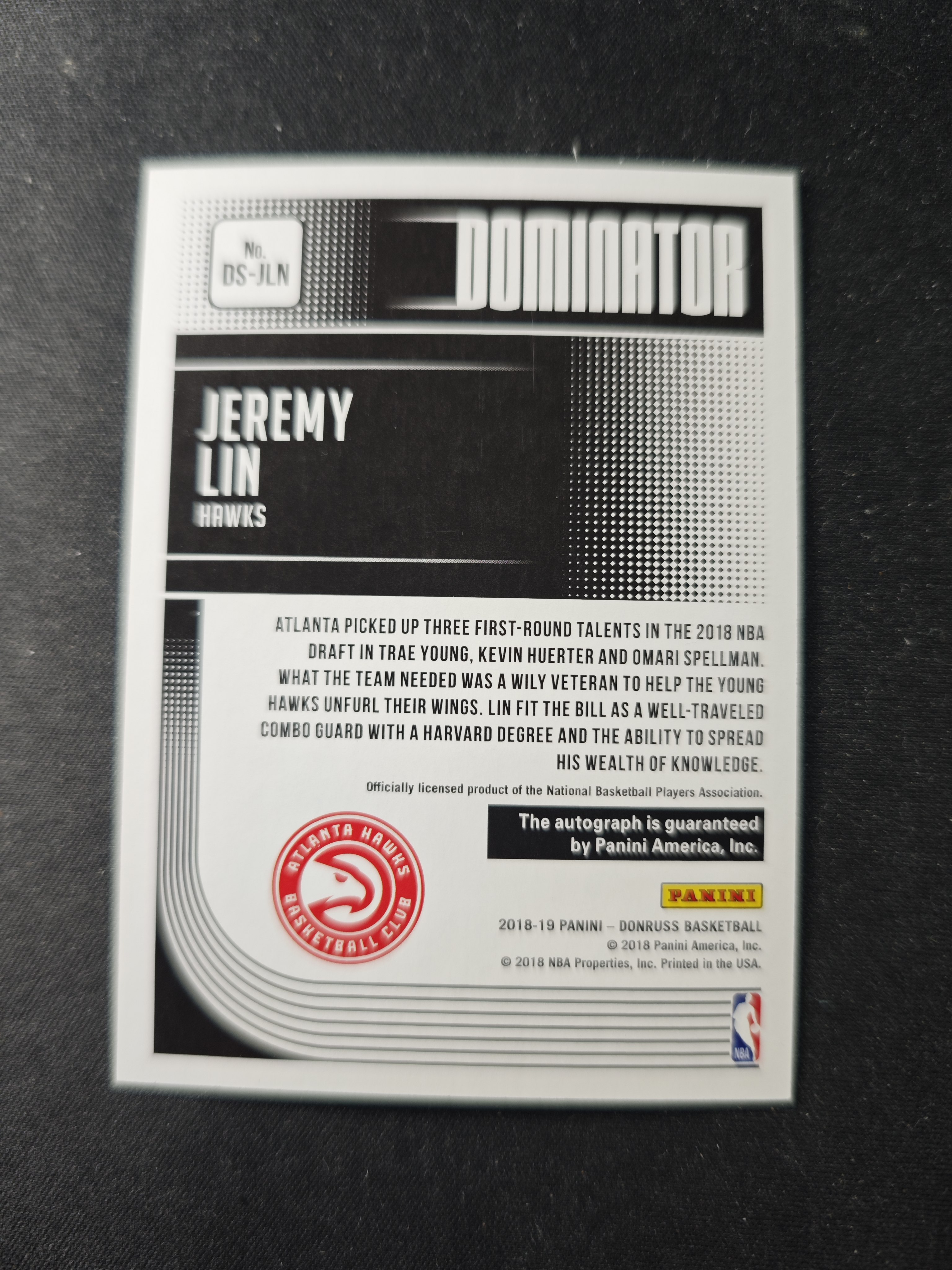 【蛤蟆特卖】SHI 林书豪 林疯狂 华人之光 2018-19 PANINI DONRUSS 杜蕾斯系列 稀有签字 限量49编 银色格子折射 超级漂亮 边角微瑕 卡品如图 专收必备!