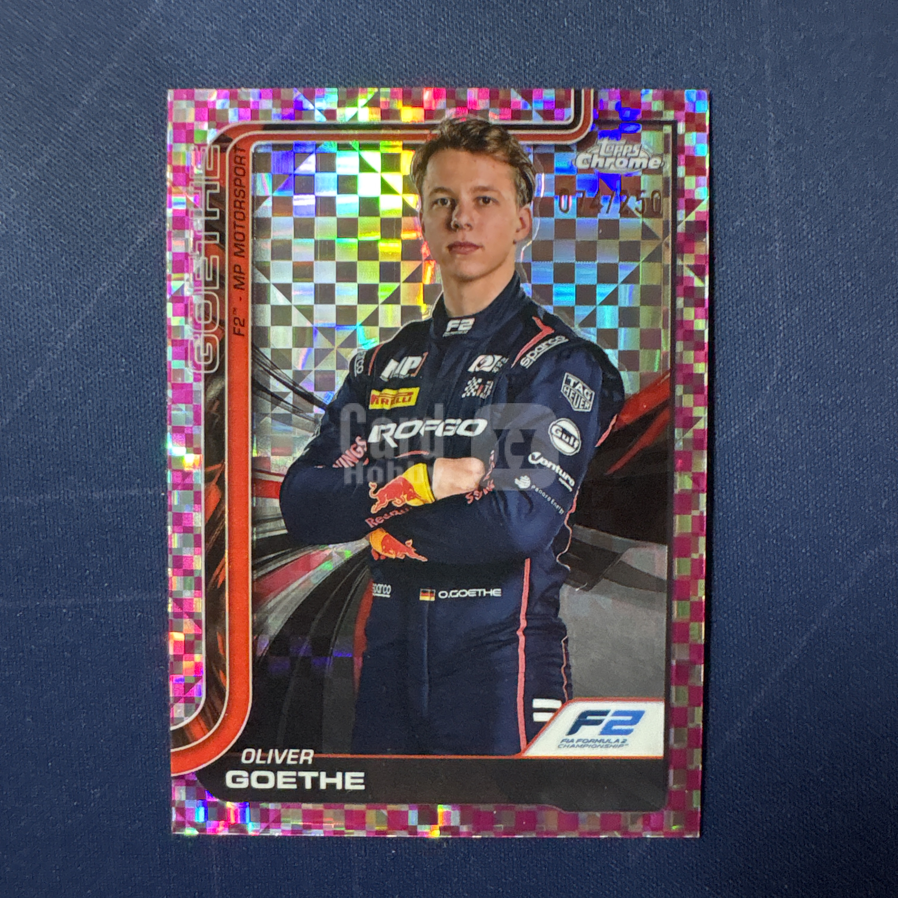 2025 Topps Chrome Oliver Goethe 【爆爆代卖】F1 75周年 奥利弗 歌德 戈特 74/250编 粉折 粉格子折 棋盘折 F2 Mp车队 卡品如图 专收必备 #冷哥