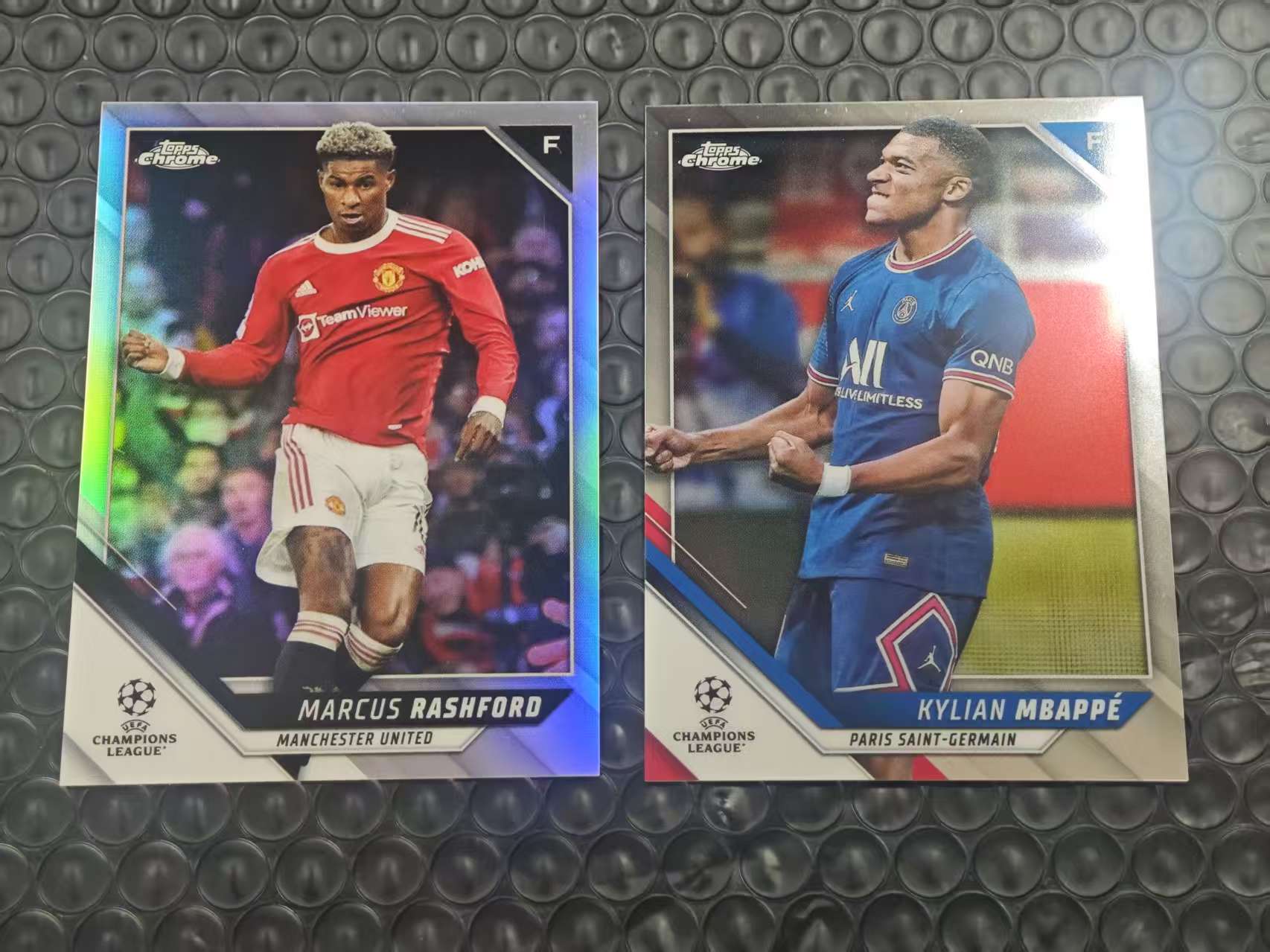 2022 Topps Chrome Kylian Mbappe 欧冠TC 大巴黎 皇马 基利安 姆巴佩 曼联 拉什福德 BOSS 银折 折射 2张打包LOT 卡品如图【原地起飞卡社】MVP11.11