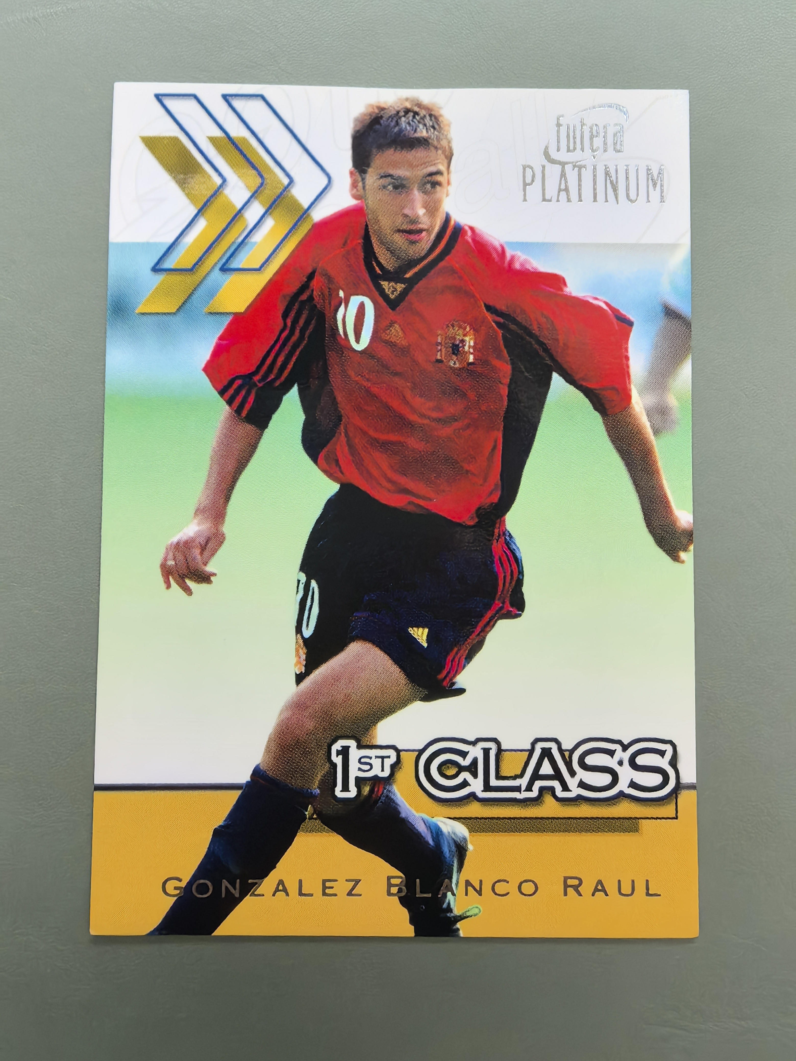 2001 Futera 西班牙 Raul 元年 劳尔 皇马 皇家马德里 沙尔克04 经典 老卡 非常少见 卡品如图