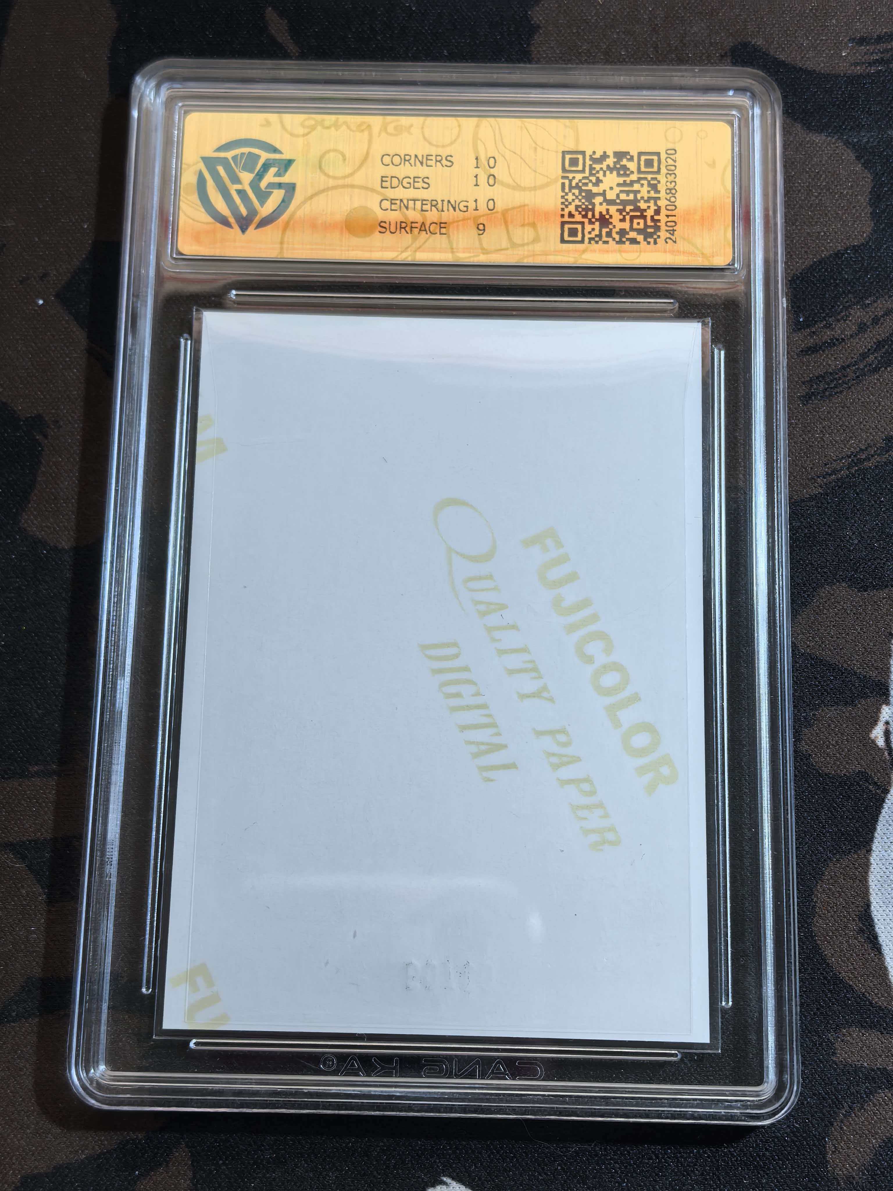 HEAVENLY×小暮 知名Coser网红 小暮 XB-8 限编 编号03/09 评级卡 默认微瑕 卡品如图