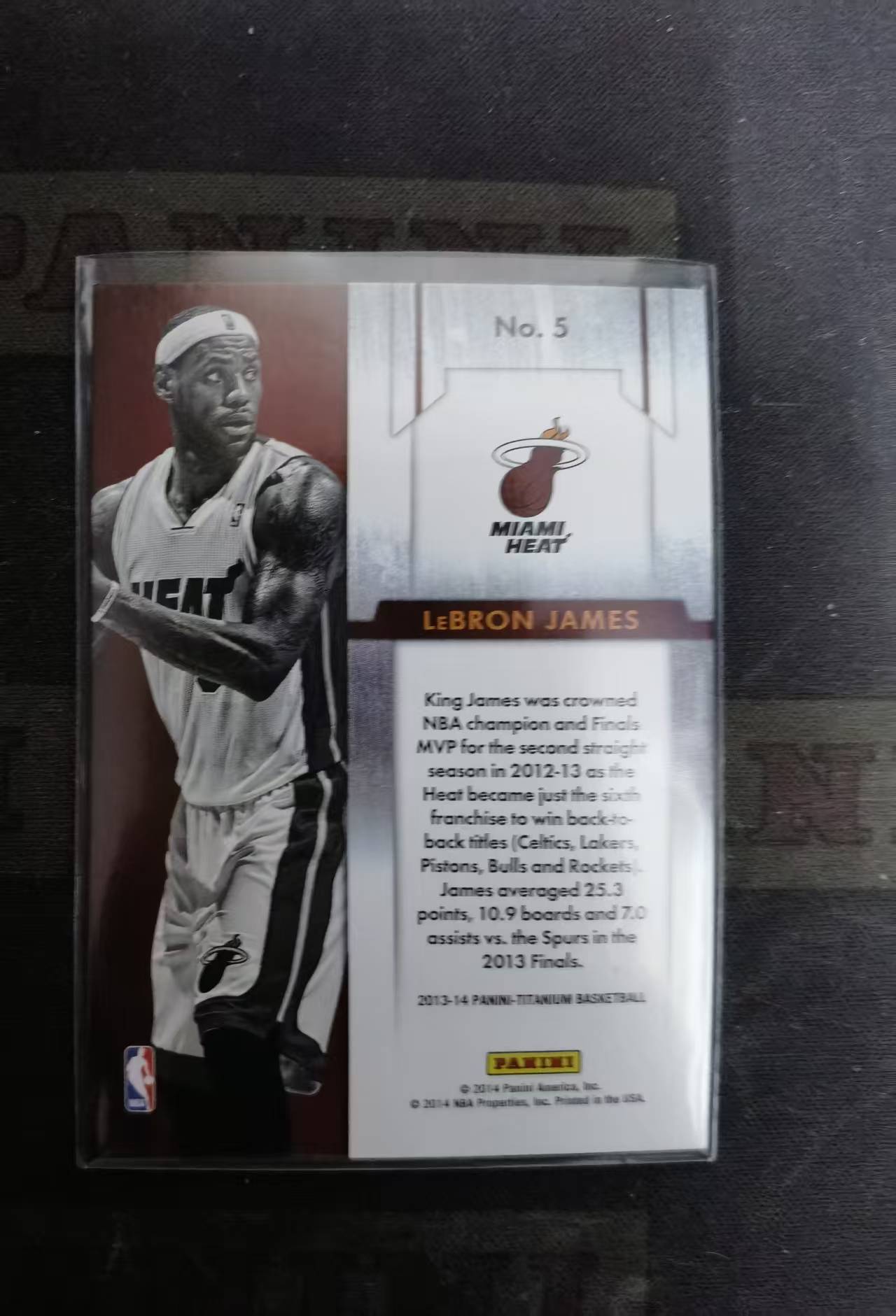 【DLDL拍卖】2013-14 PANINI-TITANIUM BASKETBALL LEBRON JAMES 勒布朗・詹姆斯 限编131/199【卡边角表面见图】