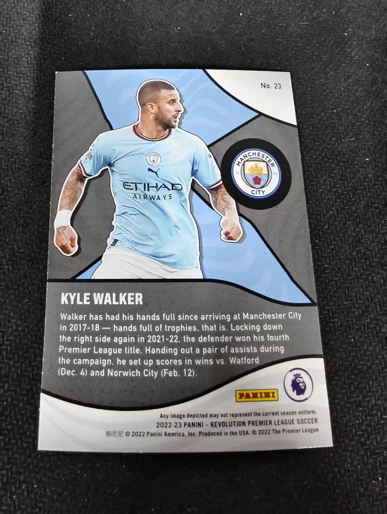 2022-23 Panini Revolution Kyle Walker 凯尔 沃克 英格兰 曼城 英超 革命 折射 划痕 边角瑕疵 #23