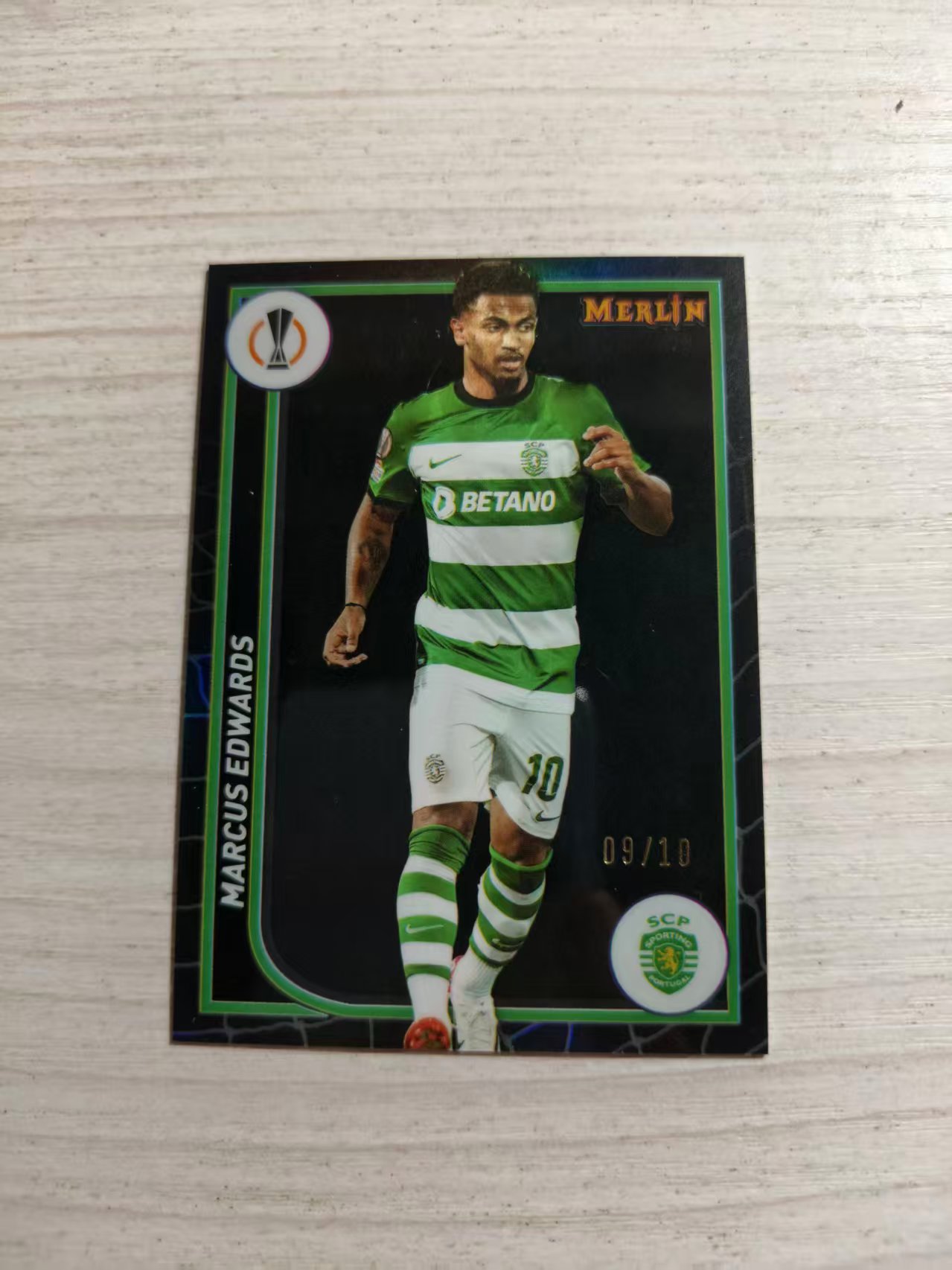 2024 Topps Merlin Marcus Edwards 【西北拍卖】topps欧冠梅林系列 马库斯 爱德华兹 09/10编黑折 低编 葡萄牙体育 伯恩利 英超悍将 行