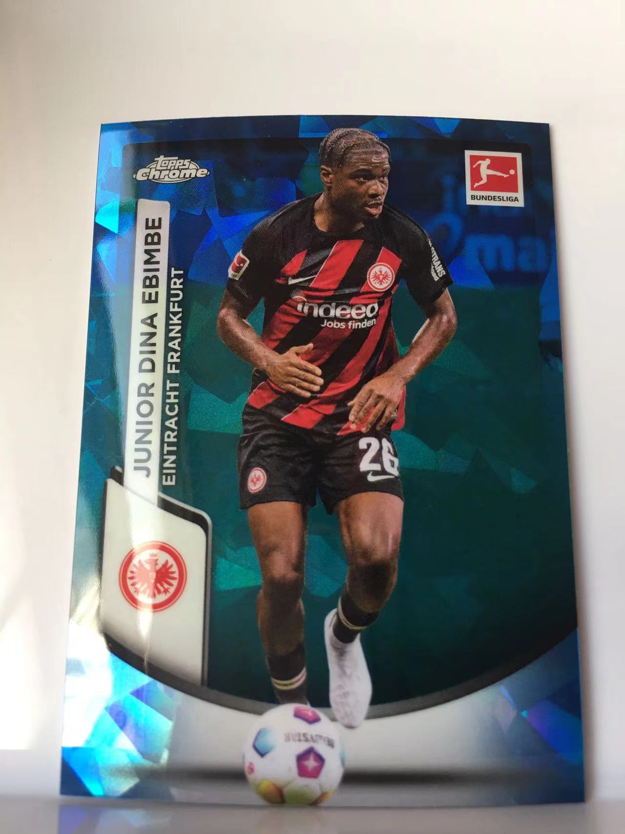 2024 Topps Chrome Junior Dina Ebimbe 法兰克福 朱尼尔·迪纳·埃比姆贝  蓝宝石 蓝碎冰折 德甲 卡品如图 C026D