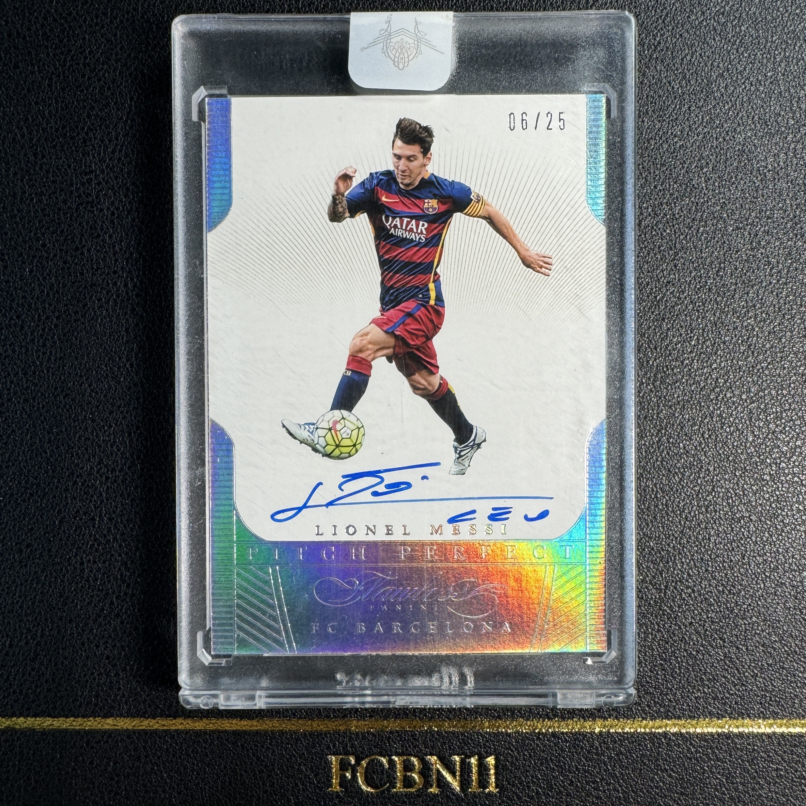 【FCB拍卖】2015-16 PANINI FLAWLESS MESSI 梅西 25编 银折 卡签 签字 背面记录着对毕巴的国王杯决赛一条龙破门 巴萨 巴塞罗那 阿根廷 世界杯冠军 银折 元年 手提 原封砖｛MTL888｝FCBN11