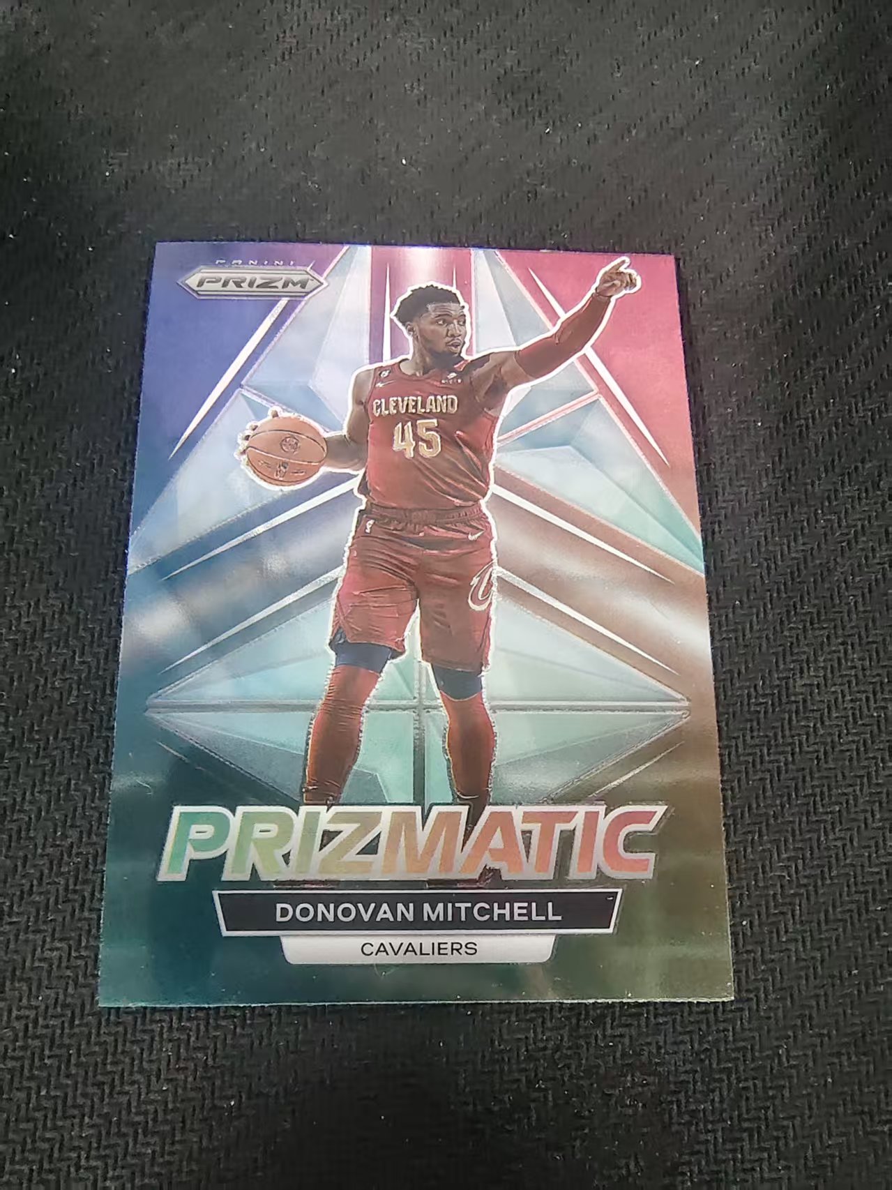 【可合并,不累计】2022-23 Panini Prizm Donovan Mitchell 多诺万 米切尔 骑士 棱镜特卡 PZ 划痕 边角微瑕 介意勿拍 #3