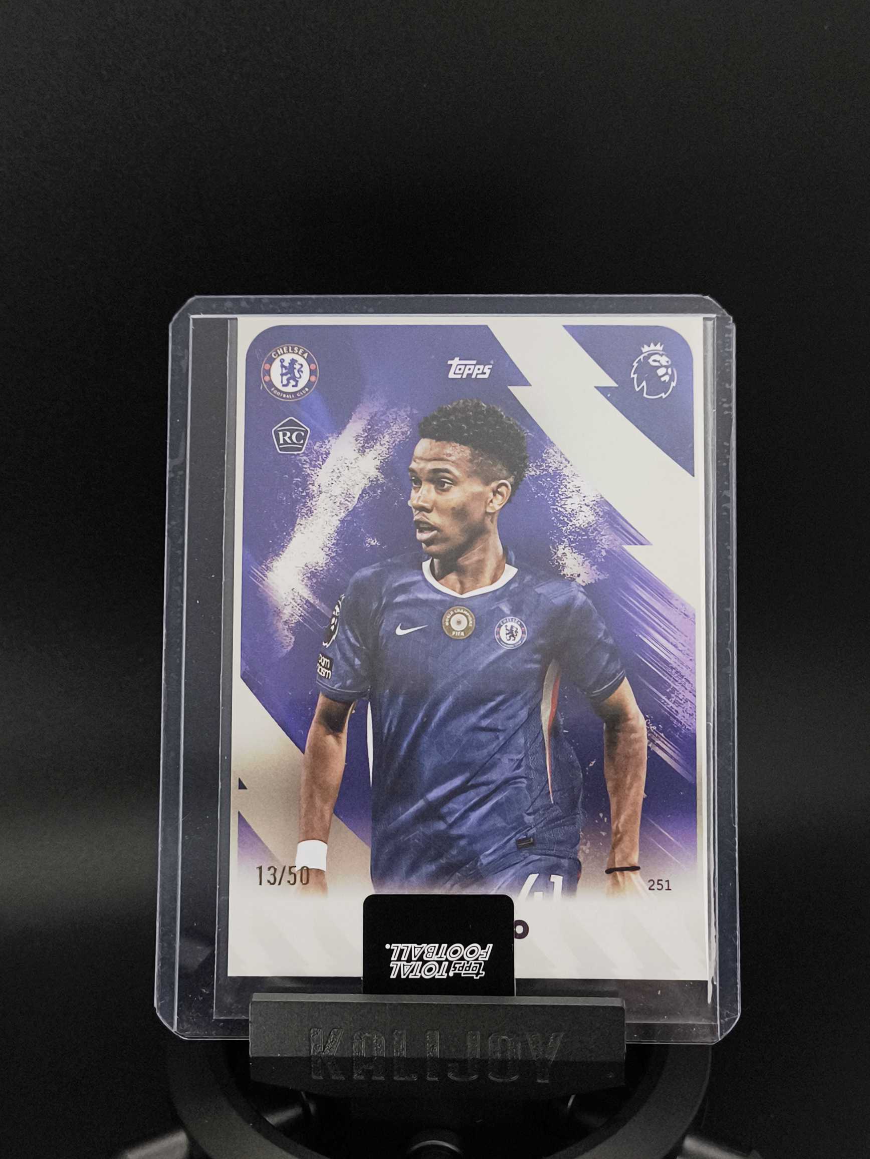 2025-26 Topps Total Football Estêvão RC 埃斯特旺 切尔西超新星 埃斯特旺 切尔西 蓝军 巴西 13/50编 TTF 原卡夹
