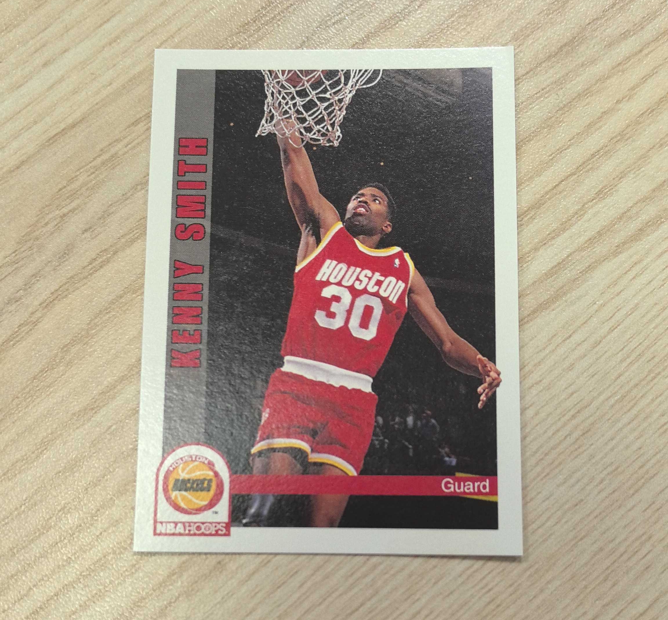 1992-93 SkyBox Hoops Kenny Smith 肯尼·史密斯 新秀一阵 两届总冠军 火箭名宿 TNT名嘴 先后效力于猛龙、掘金、魔术、活塞、火箭、老鹰和国王 硬通货 极具收藏价值