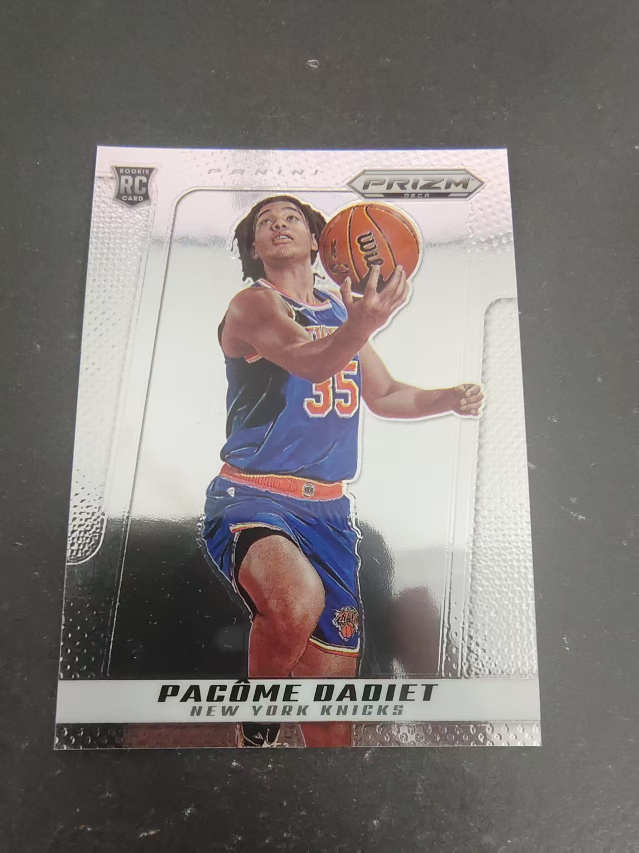 【可合并,不累计】2024-25 Prizm Deca RC Pacome Dadiet 尼克斯 达迪埃 新秀 复刻PZ 划痕 边角瑕疵 #58