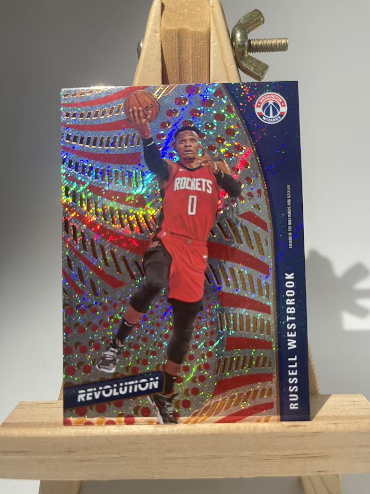 2020-21 Panini Revolution Russell Westbrook 威少 威斯布鲁克 革命系列 最美折射!最近很畅销 设计确实很精美 值得珍藏