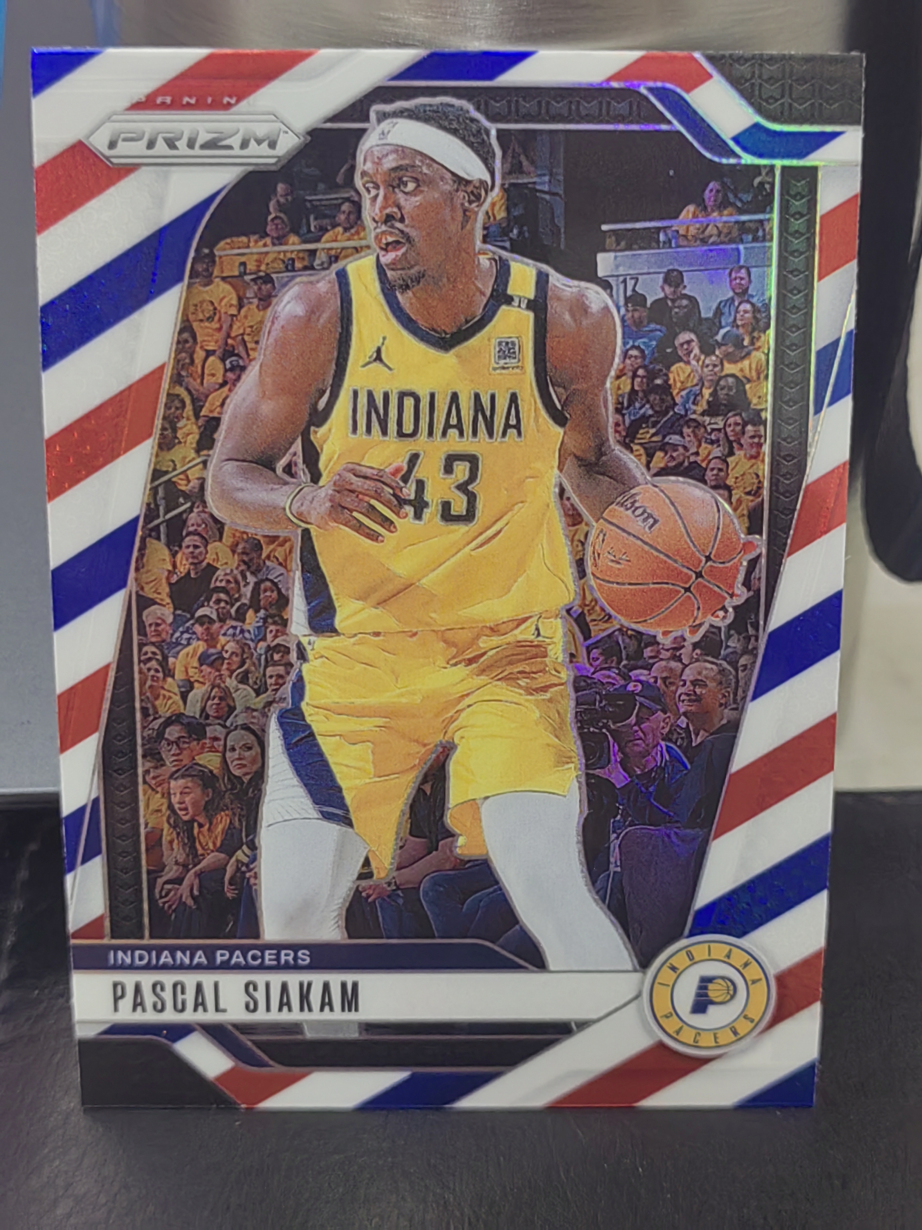 2024-25 Panini Prizm Pascal Siakam PZ 三色折 帕斯卡尔西亚卡姆 步行者 篮 白边白角 不保卡品 卡品如图