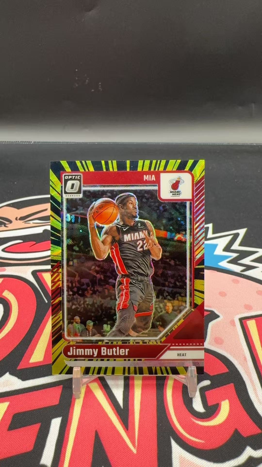 【玩具坑】2024-25 杜蕾斯optic 热火队 Jimmy Butler 吉米 巴特勒 75编 折射
