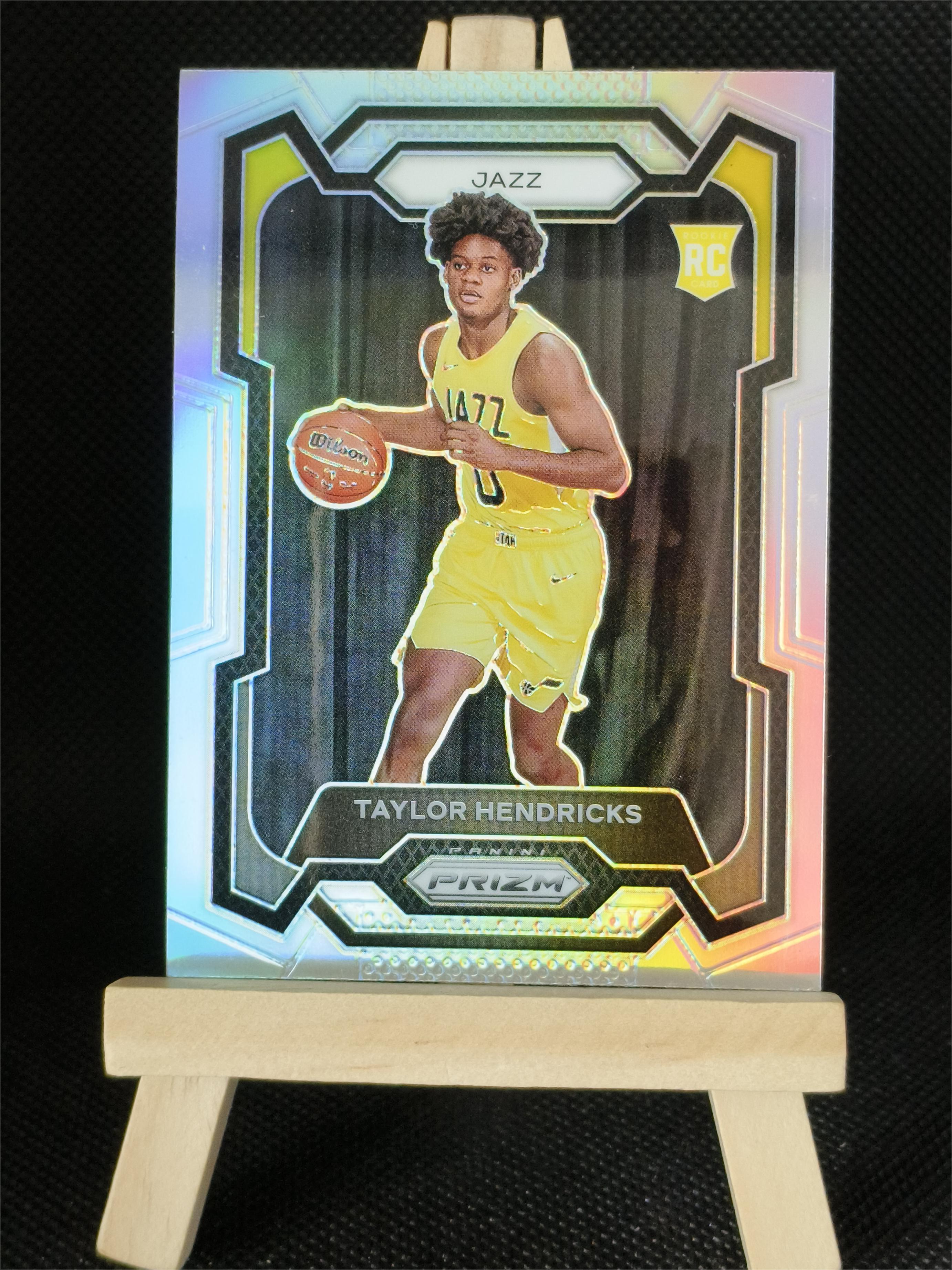 2023-24 Panini Prizm Taylor Hendricks 泰勒 亨德里克斯 爵士 新秀 RC PZ 银折 折射 新秀正银折 顶级空间3d 未来可期