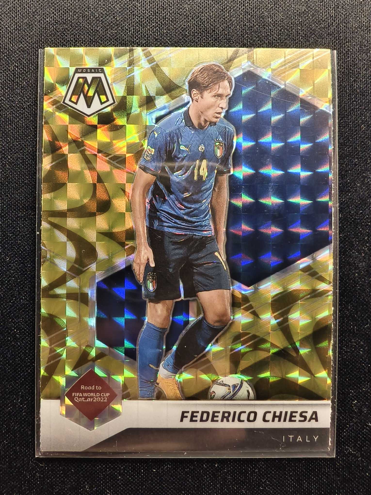 2021-22 Panini Mosaic Federico Chiesa 世界杯马赛克 意大利 基耶萨 金爆炸折 大比例 不保卡品 介意勿拍 a哥