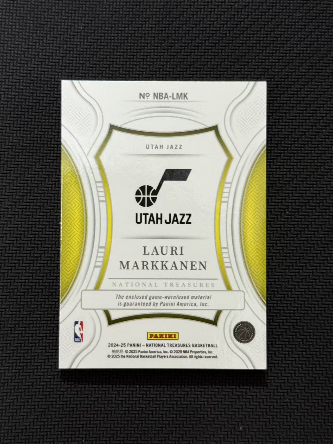 2024-25 Panini National Treasures Lauri Markkanen 爵士 劳里 马尔卡宁 国宝 45/99编 小窗物料 球衣切割 亲穿 GU 卡品如图 老公DR