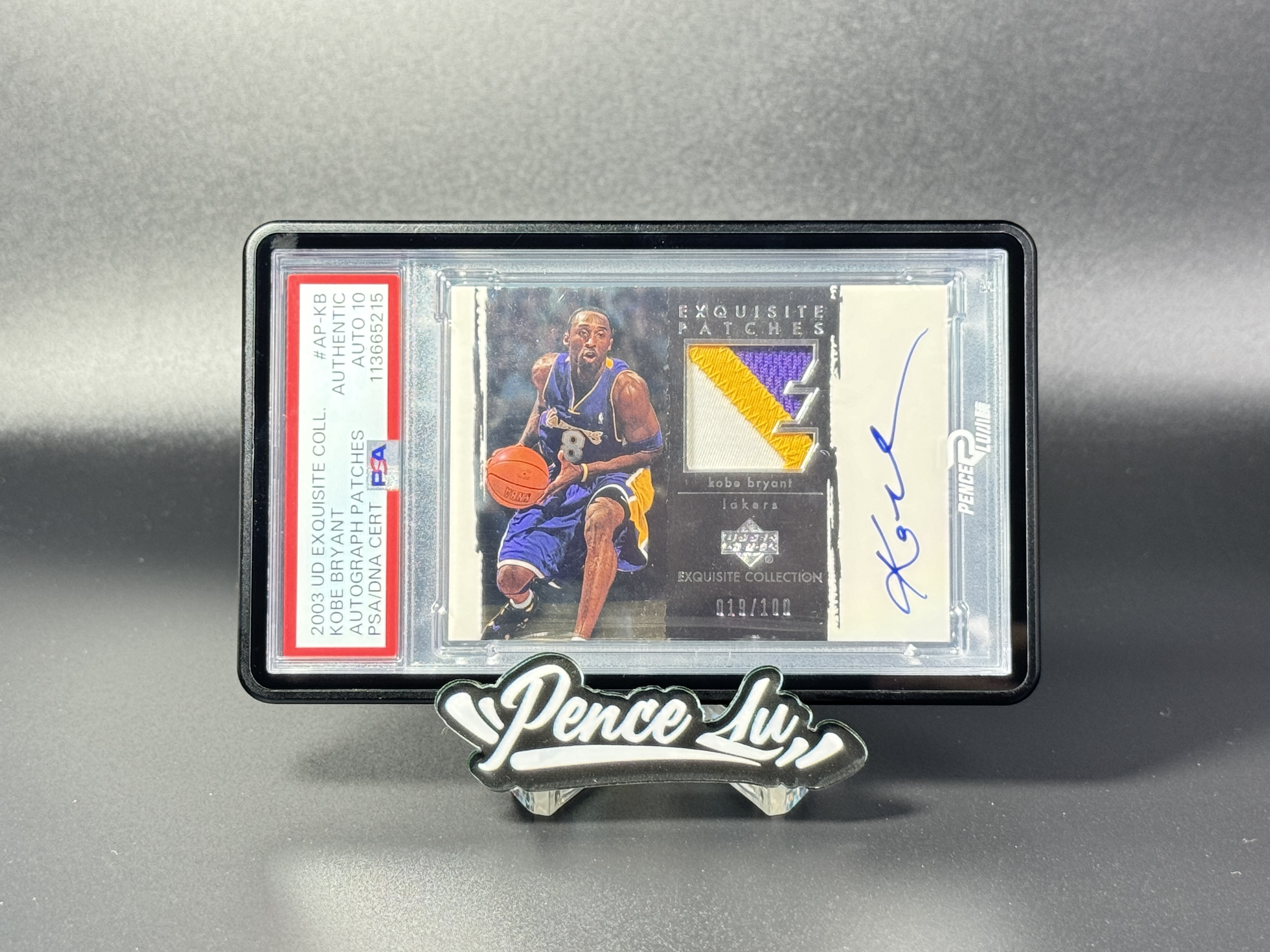 【喷子拍卖】2003-04 upper deck exquisite Kobe Bryant 元年木盒 洛杉矶湖人 科比 布莱恩特 patch 100编 PA 签字 卡签 hit卡 PSA签字10分 元年超有价 专收必备 送订制壳 AVO