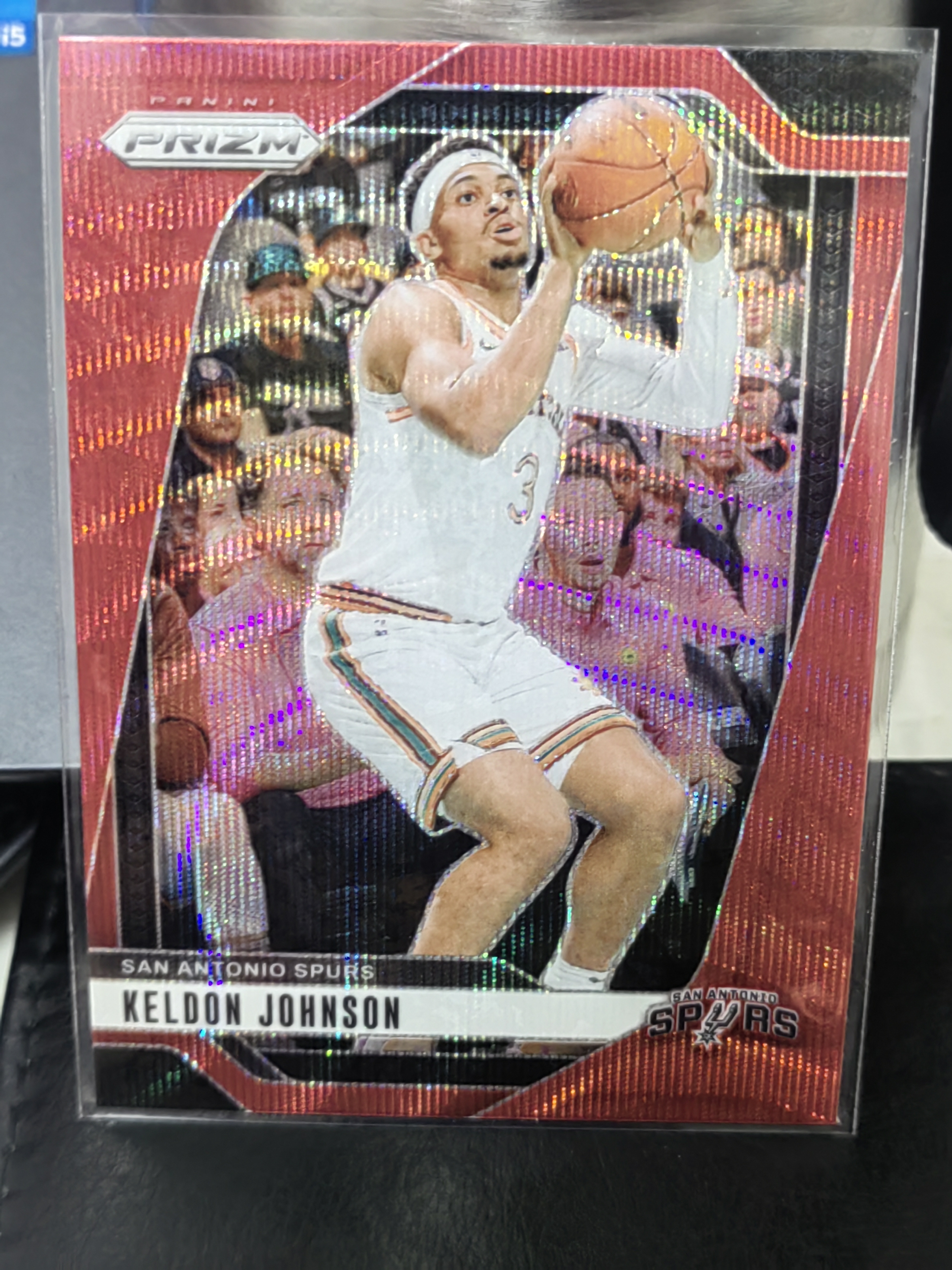 2024-25 Panini Prizm Keldon Johnson PZ 红波纹折 凯尔登约翰逊 马刺 篮 白边白角 不保卡品 卡品如图