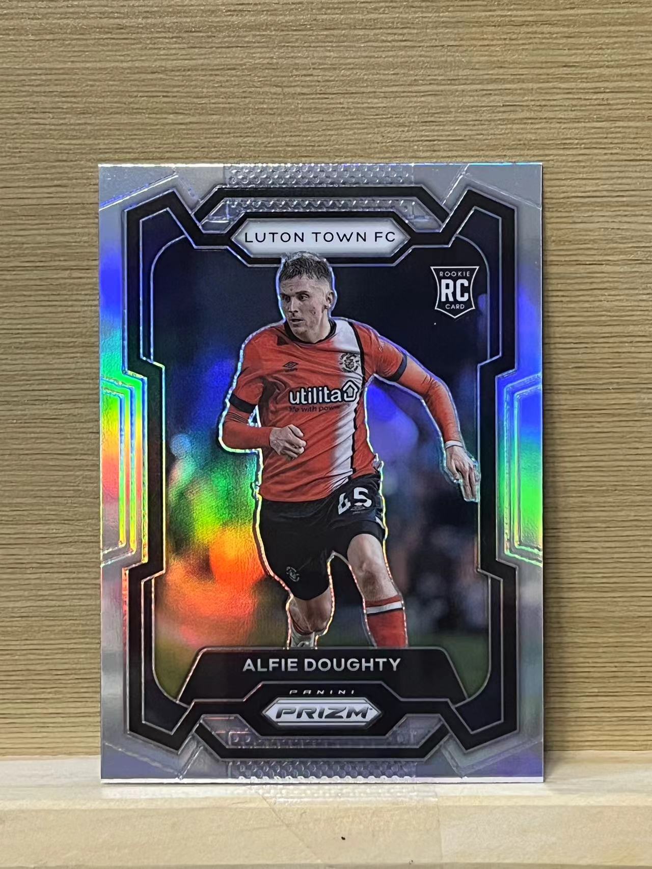 2023-24 Panini Prizm alfie doughty RC 阿尔菲 道蒂 新秀 卢顿 英超 pz 银折 卡品如图 收藏凑套必备 A44