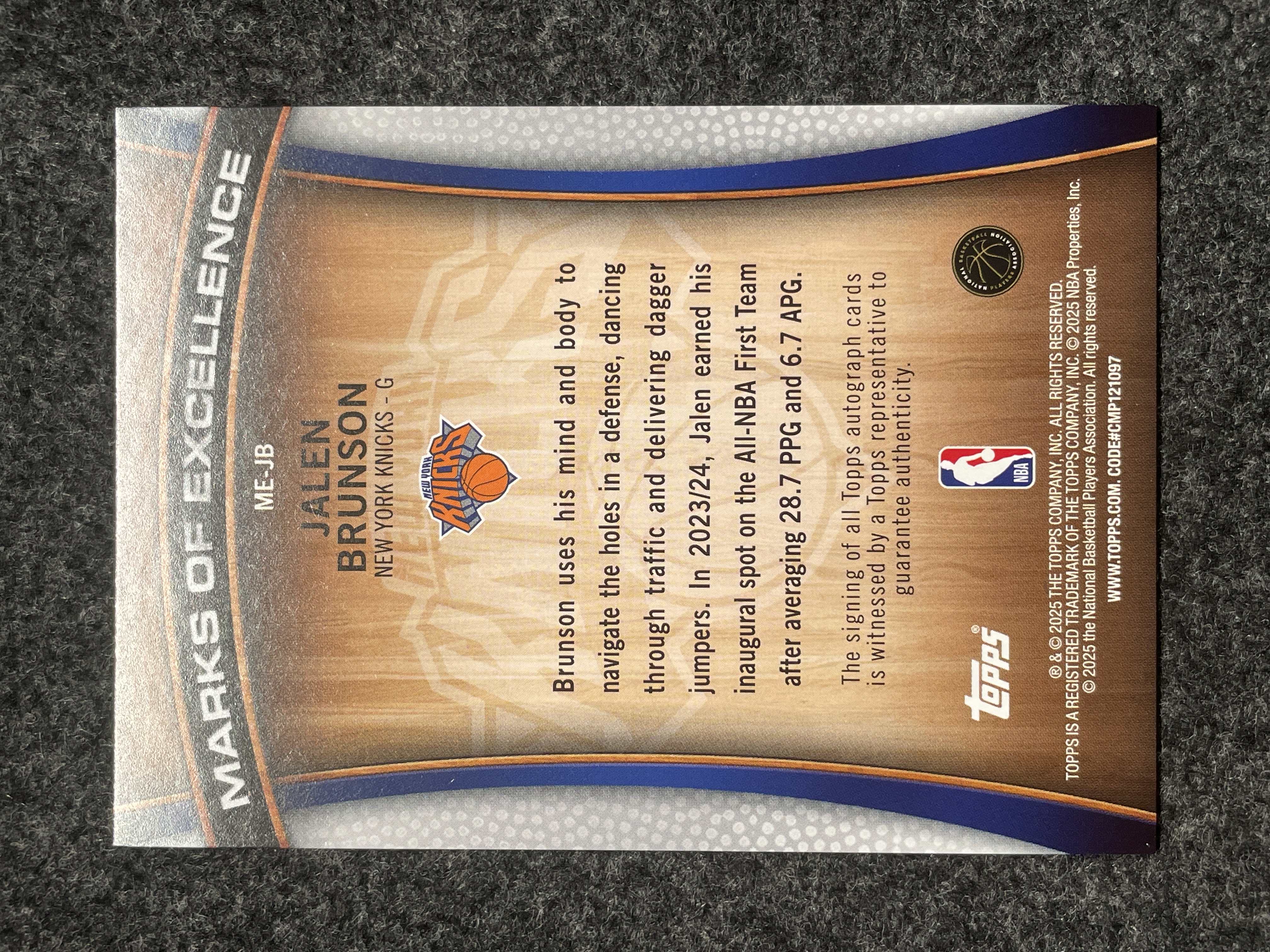 2025 Topps Topps Jalen Brunson #ME-JB 布伦森 杰伦 贴签 银折 签字卡 唐斯队友