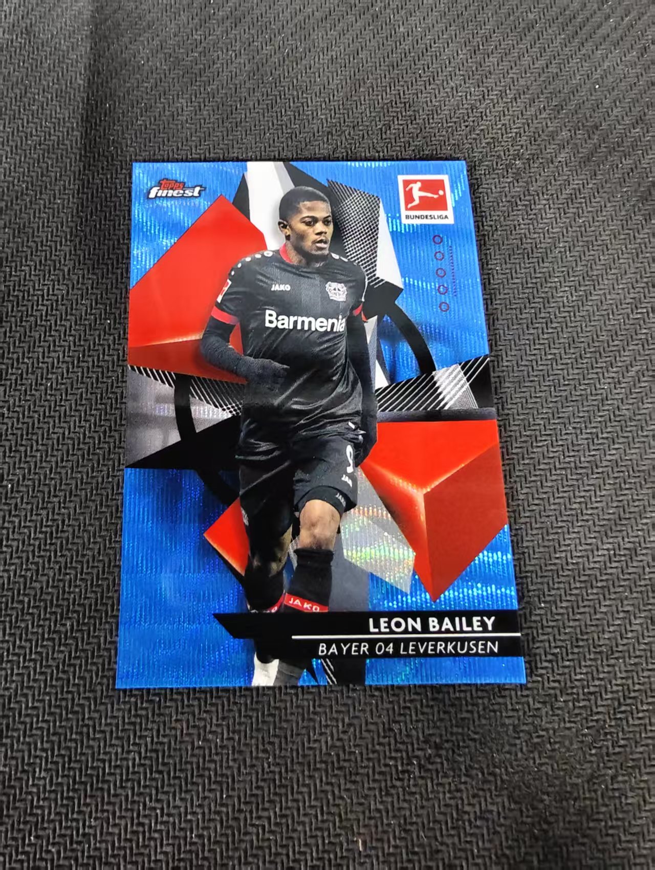 【可合并,不累计】2021 Topps finest Leon Bailey 德甲 勒沃库森 莱昂 拜利 蓝波纹 150编 瑕疵如图