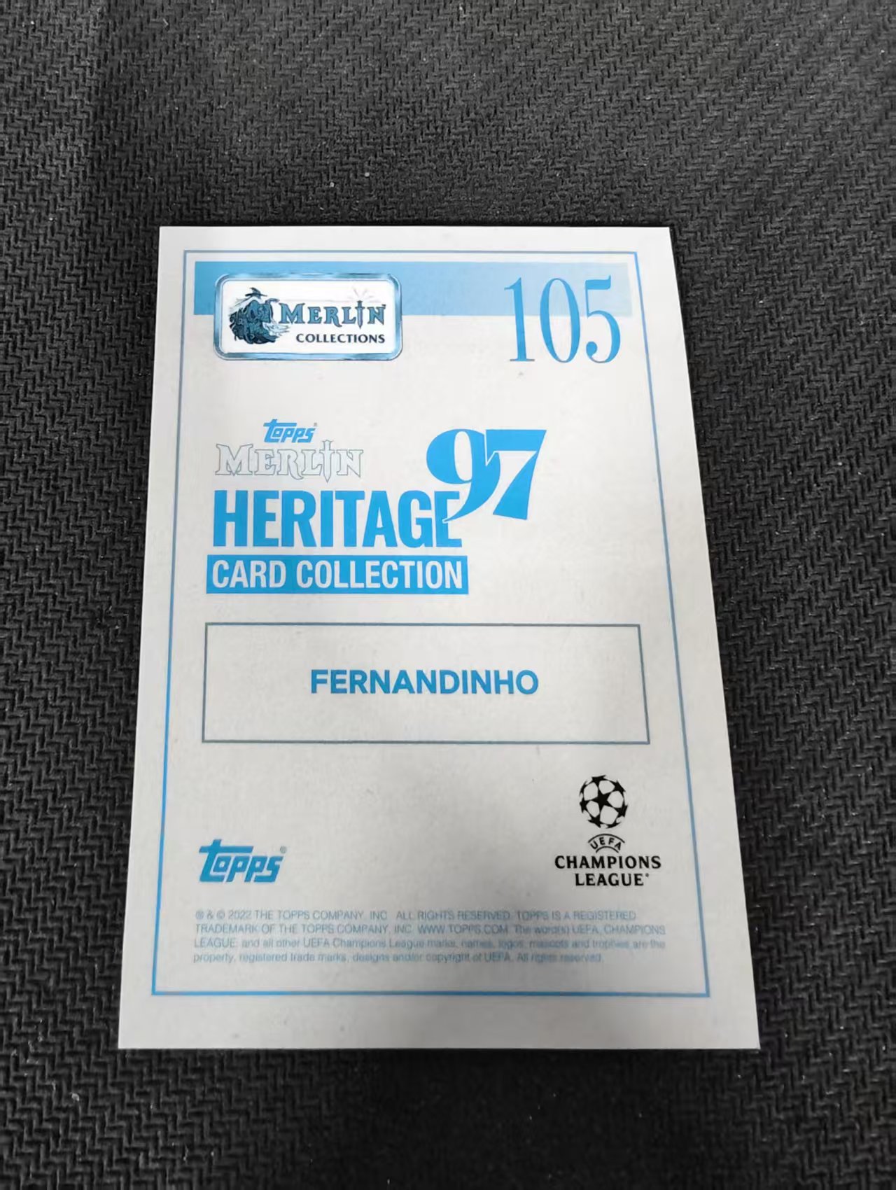 【可合并,不累计】 2022 Topps Merlin 梅林97 FERNANDINHO 菲尔南迪尼奥 曼城 巴西 点点折 划痕 边角瑕疵 #105