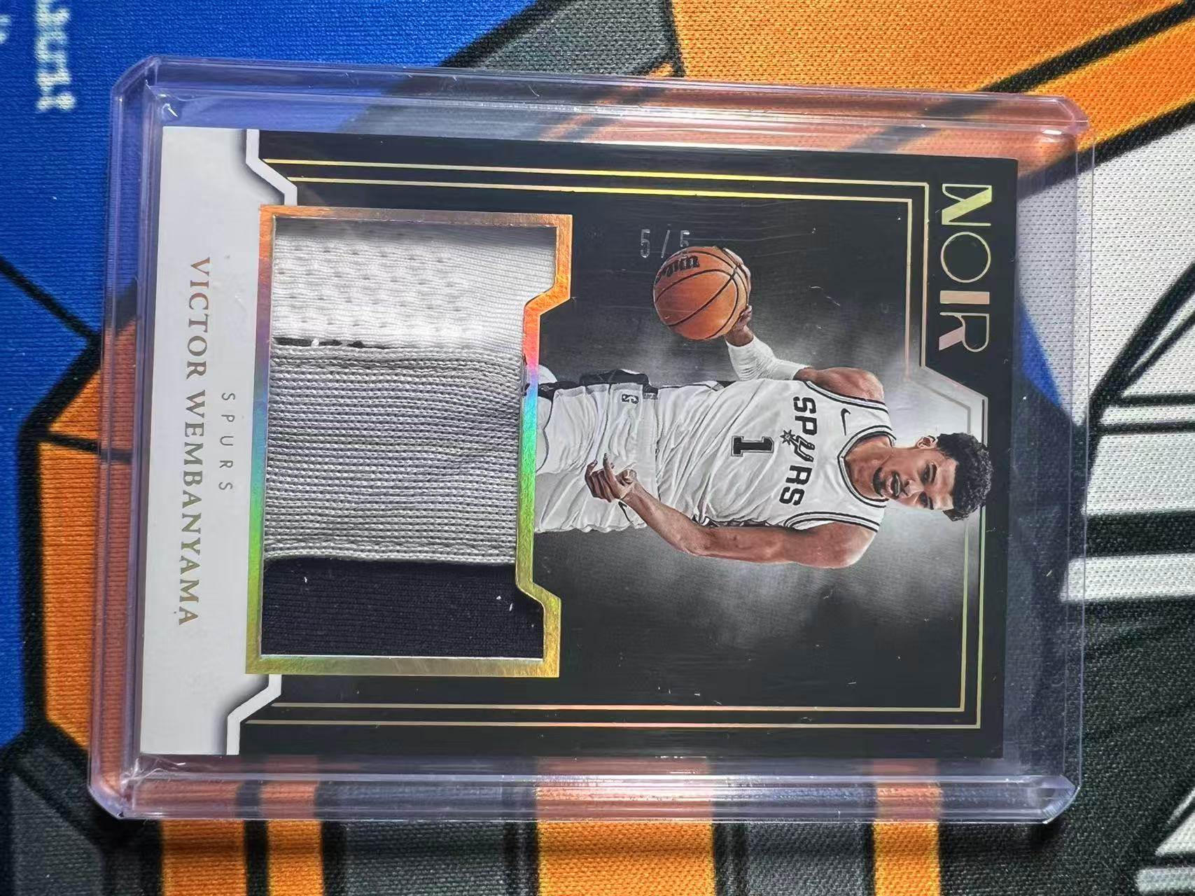 2024-25 Panini Noir Victor Wembanyama 【GT专卖】维克托 文班亚马 5/5编 大窗球衣 3色Patch 成色如图