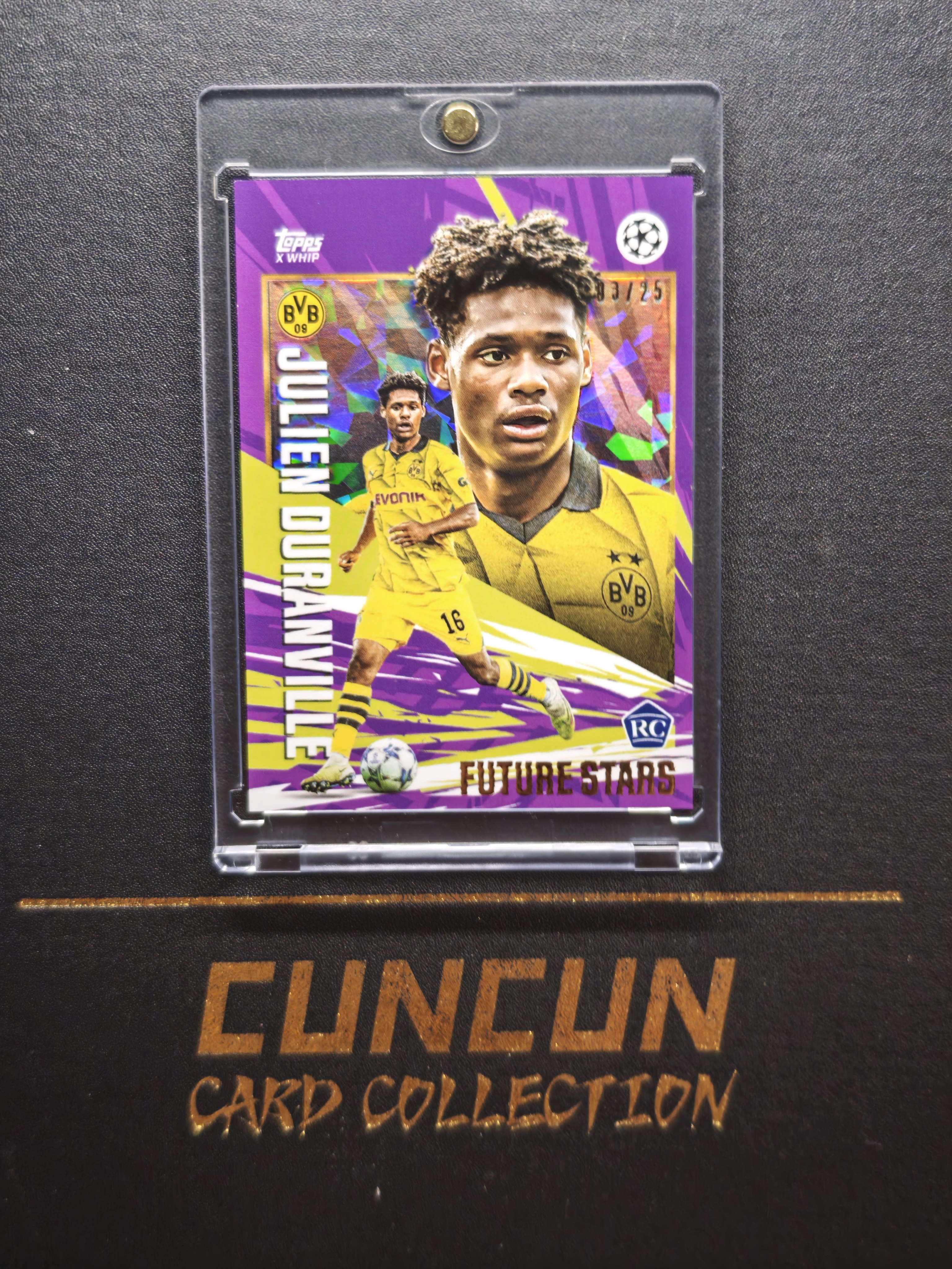 2023 Topps Gold Julien Duranville 欧冠 黄金盒 多特蒙德 杜兰维尔 迪朗维尔 RC新秀 紫碎冰折 /25编 未来之星特卡 比利时 带砖【CUN拍卖-K28】