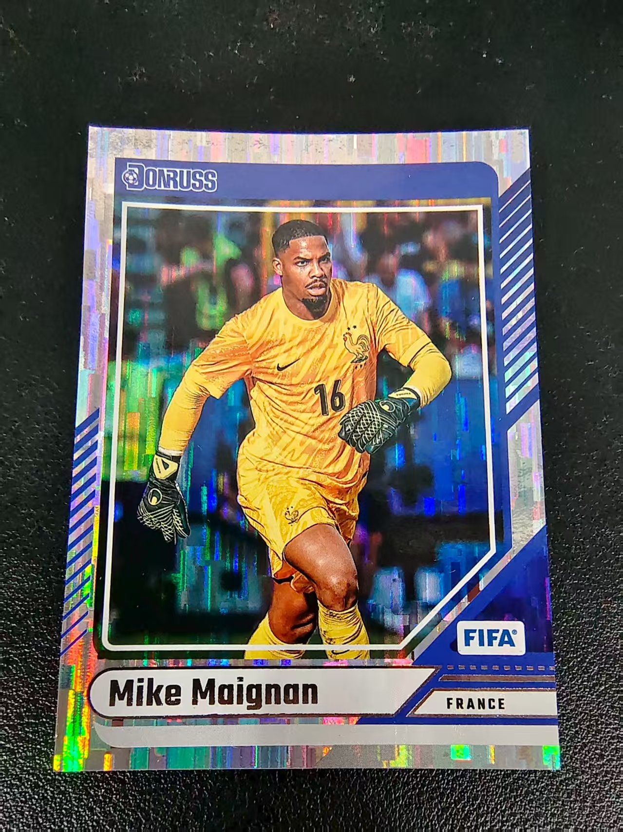 【可合并,不累计】2024-25 Panini Donruss Mike Maignan 迈尼昂 法国 瀑布折 FIFA 杜蕾斯 边角瑕疵 #104