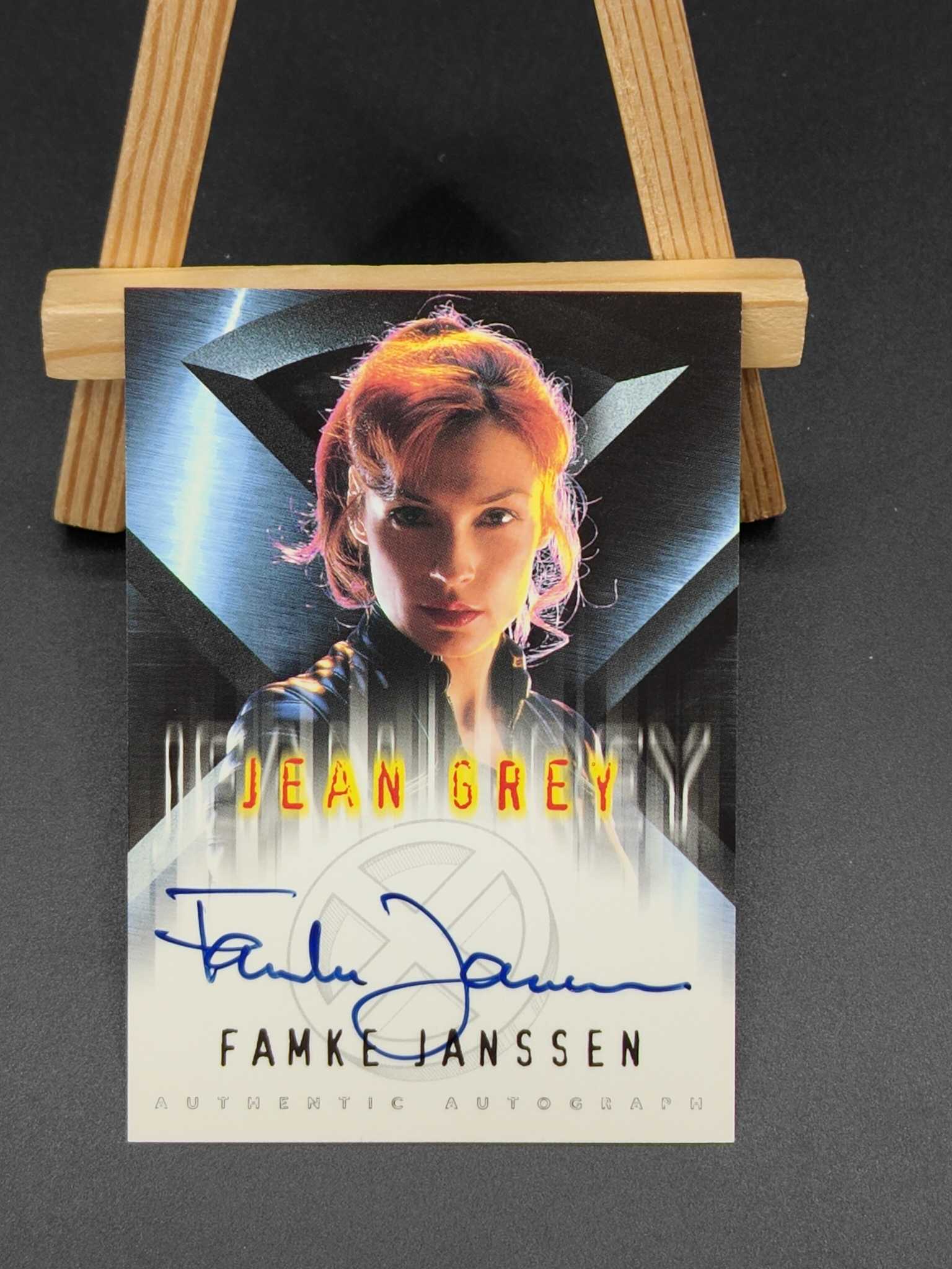 2000 Topps X to Men Famke Janssen 寄付顺丰 漫威 x战警 007 美女卡 法米克 詹森 XMEN Jean Grey 卡签签字 代ccm