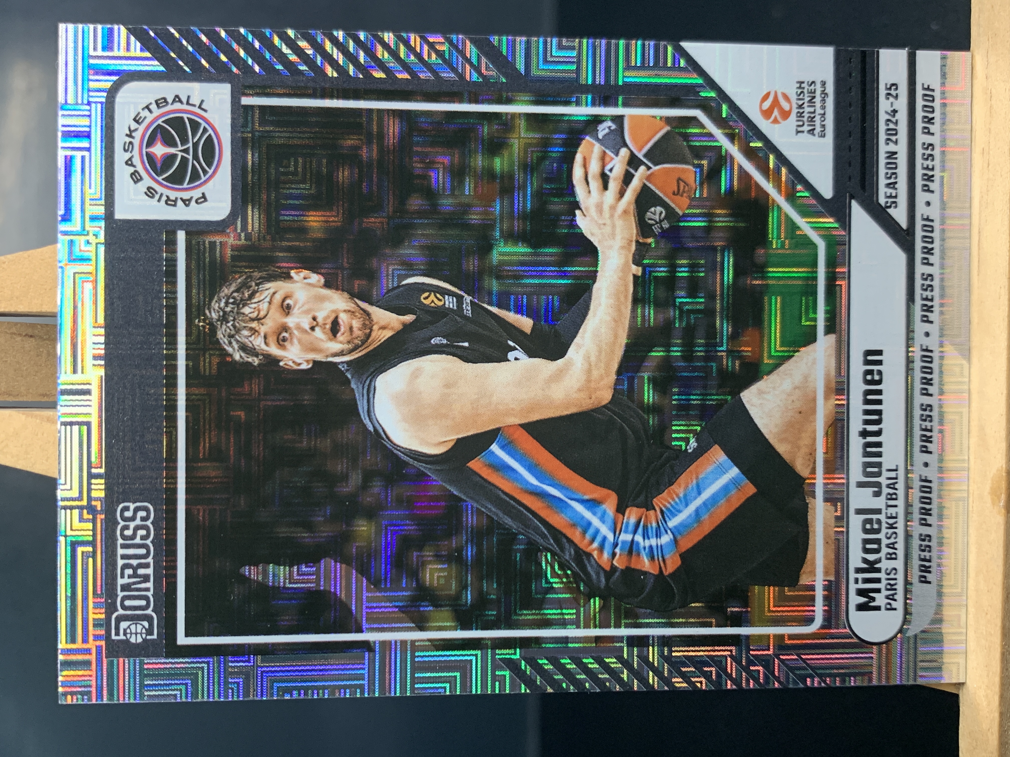 (A5) 2024-25 PANINI 杜蕾斯系列 迷宫折 米卡埃尔 扬图宁  实卡好看 收藏凑套必备卡品如图！！！