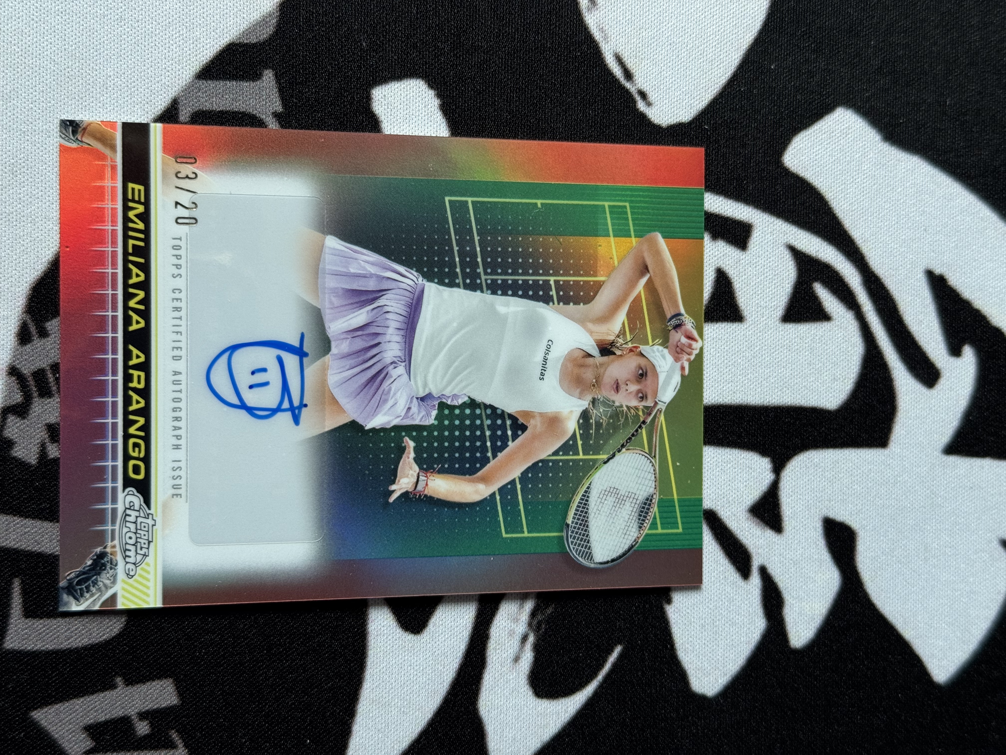 2024 Topps Chrome Emiliana Arango 【大熊球星卡店】网球 TC 艾米利亚娜 阿兰戈 /20编 玫瑰金折 签字 低编 折射 03/20 不累计 瑕疵如图看描述【海】