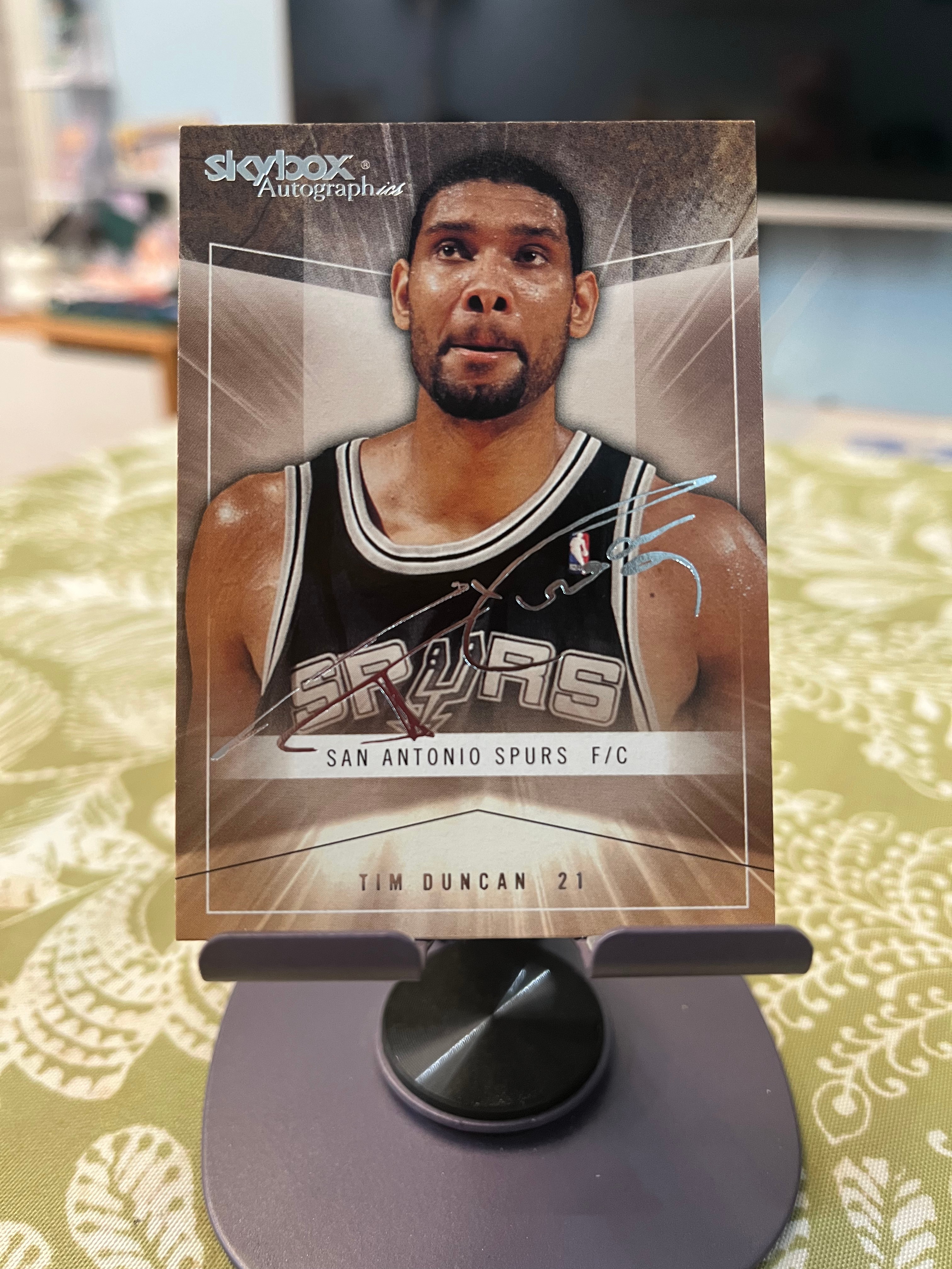 2005 Fleer 老卡 老特 Tim Duncan 蒂姆 邓肯 石佛 马刺【签名 印签 SKYBOX AUTOGRAPHICS】【边角瑕疵如图 介意勿拍】#1084