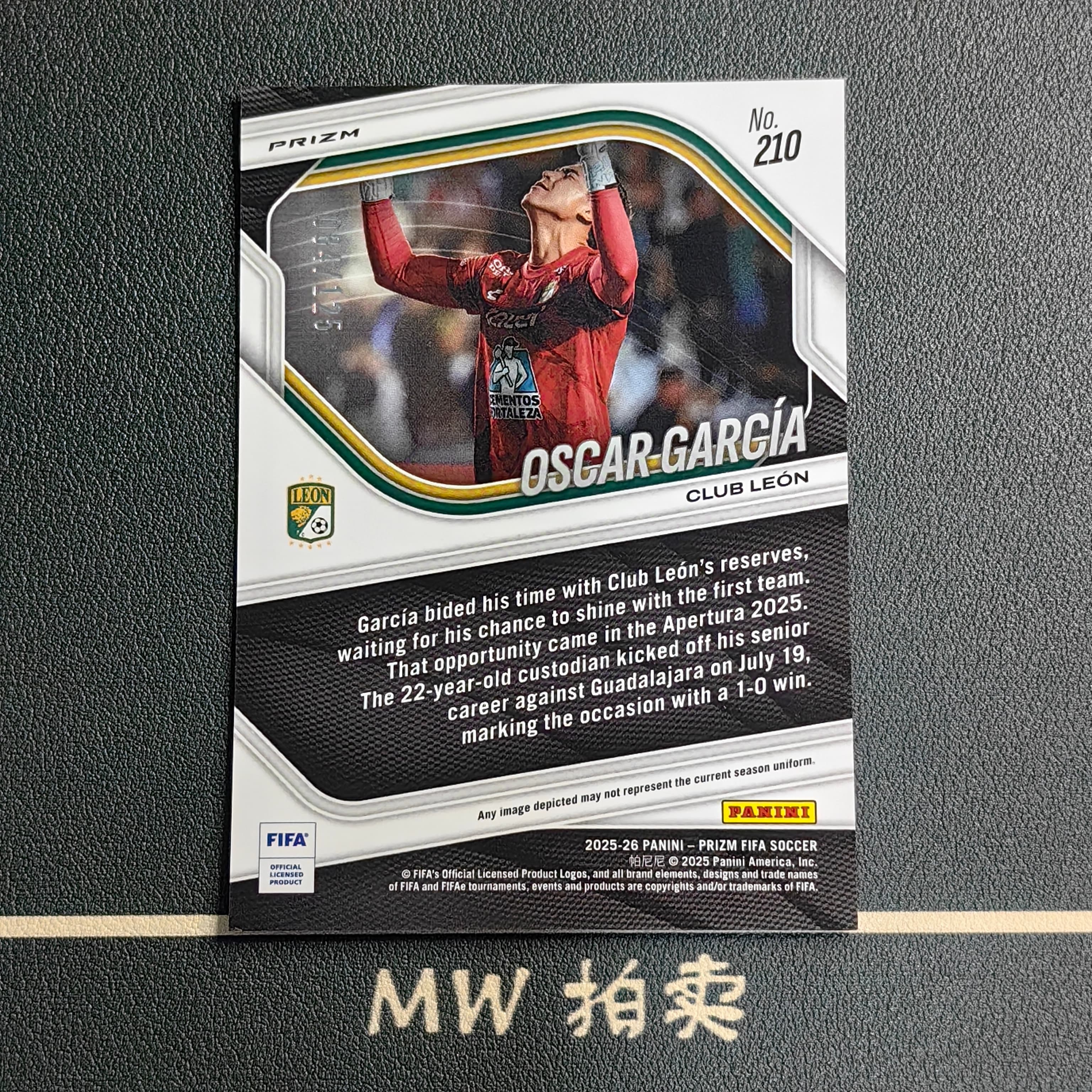 【MW拍卖】 奥斯卡 加西亚 RC新秀 /125编 2025-26 Panini PRIZM 橙折 FIFA OSCAR GARCIA 莱昂 -香蕉