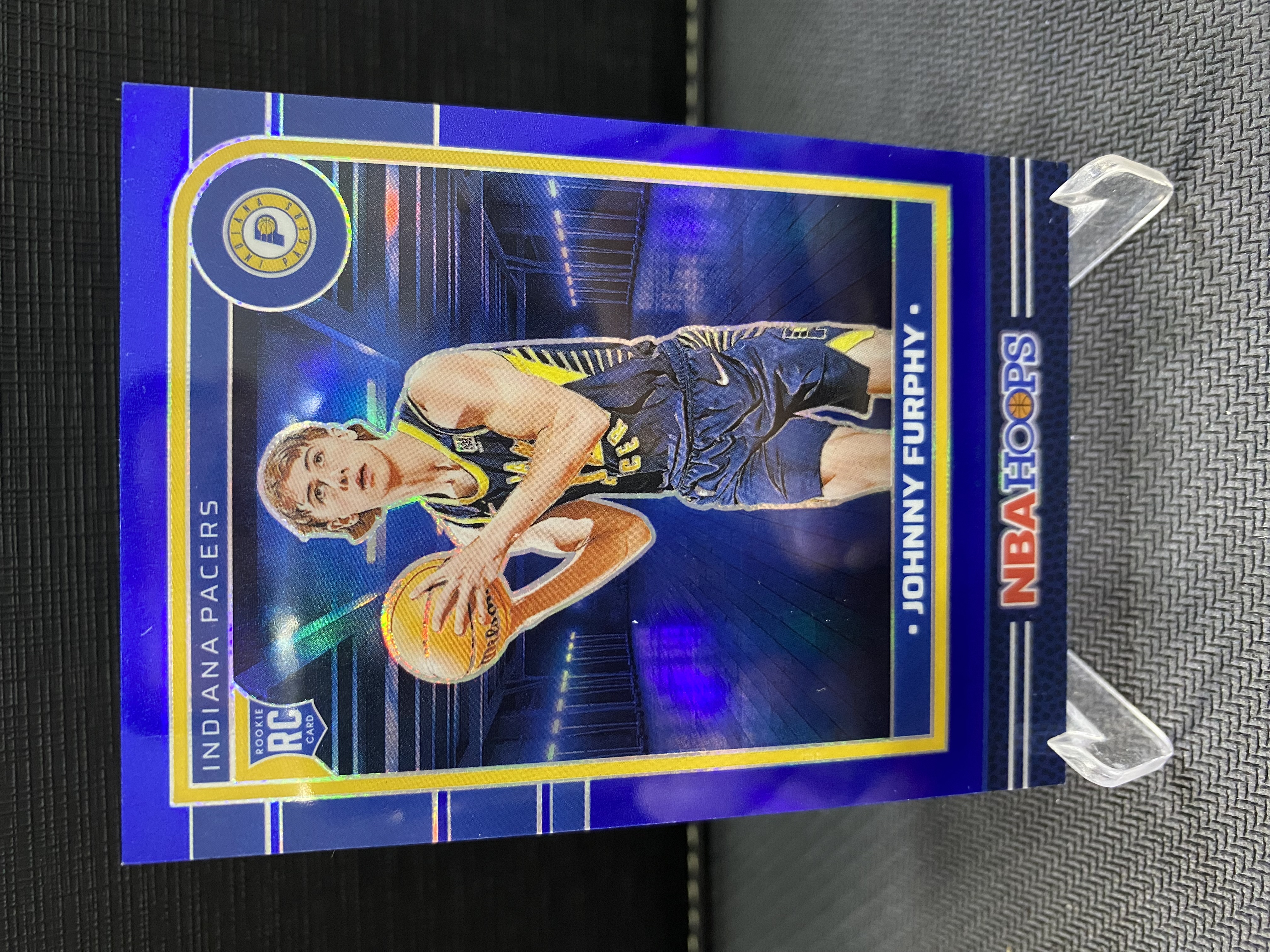 2024-25 Panini Hoops Johnny Furphy RC 约翰尼 弗菲 49编 紫折 新秀 蓝折 折射 收藏必备 卡品如图 -吹-【乌苏拍卖】