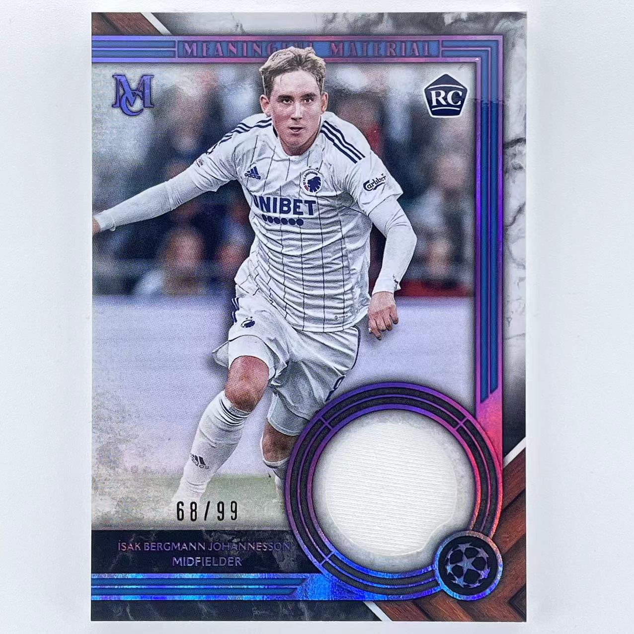 L 2022-23 Topps Museum Bergmann Johannesson RC 伊萨克 贝里曼 约翰内松 约翰内森 新秀 哥本哈根 欧冠 博物馆 99编 球衣物料 亲穿 紫平行 轻印如图 BMZB#