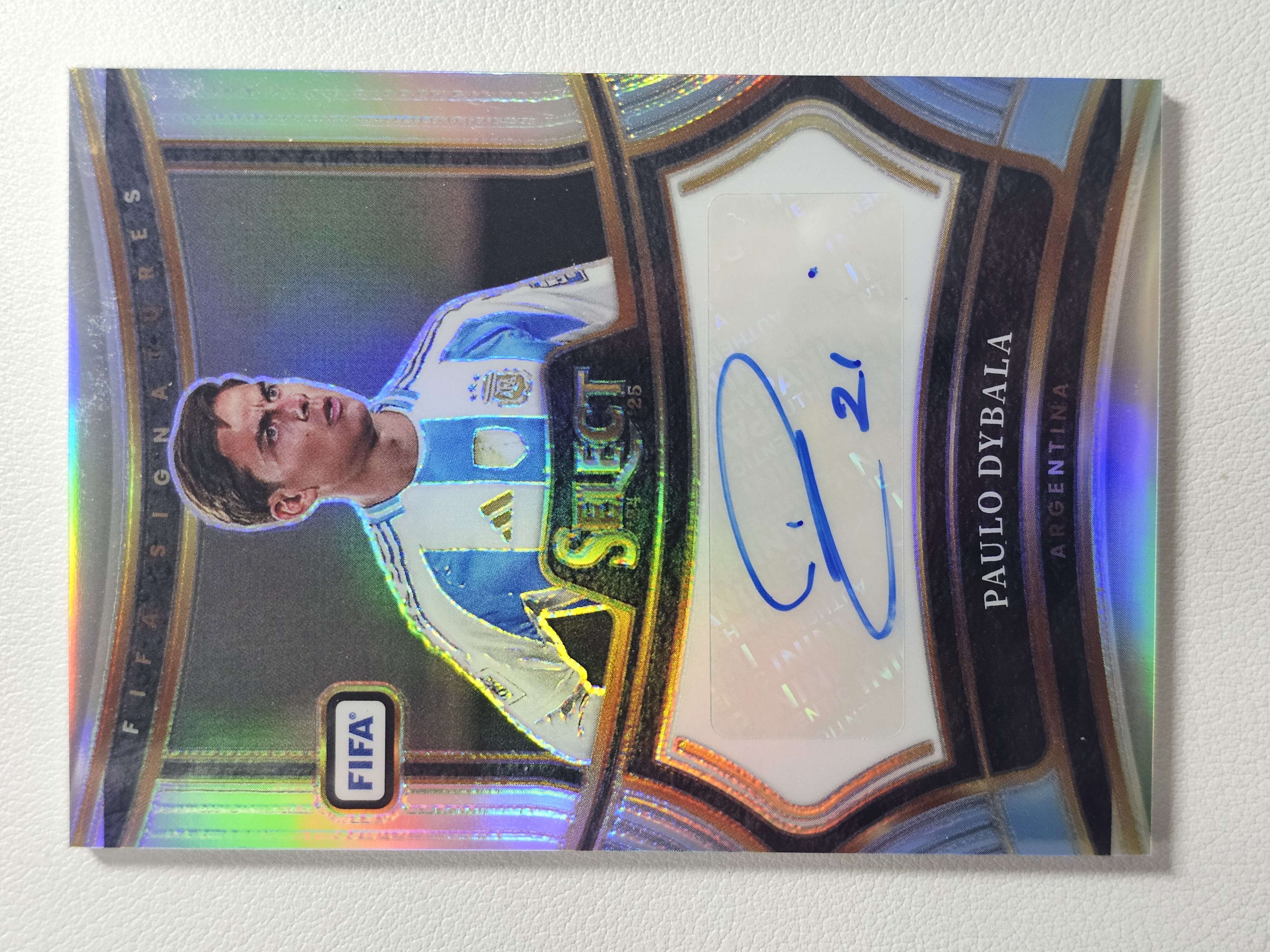 【天秤座拍卖到卡预付85%】2024-25 Select FIFA 阿根廷 Paulo Dybala 保罗 迪巴拉 小魔仙 银折 签字 实卡好看 收藏必备※岩洞