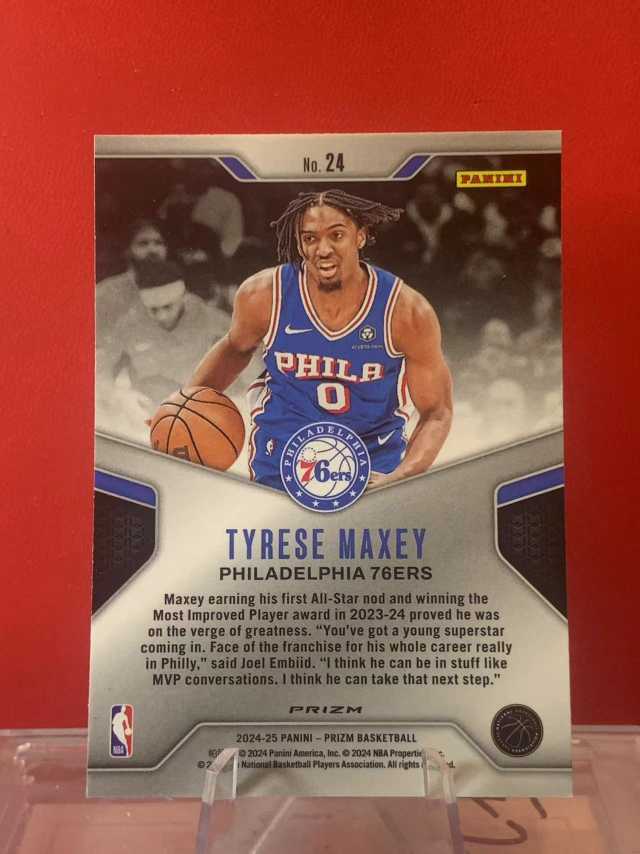 (老末精品代拍)2024-25 Panini prizm Tyrese Maxey 76人 泰雷塞 马克西 PZ系列 Dominance 支配地位特卡 绿平行折 顺丰空运 E05