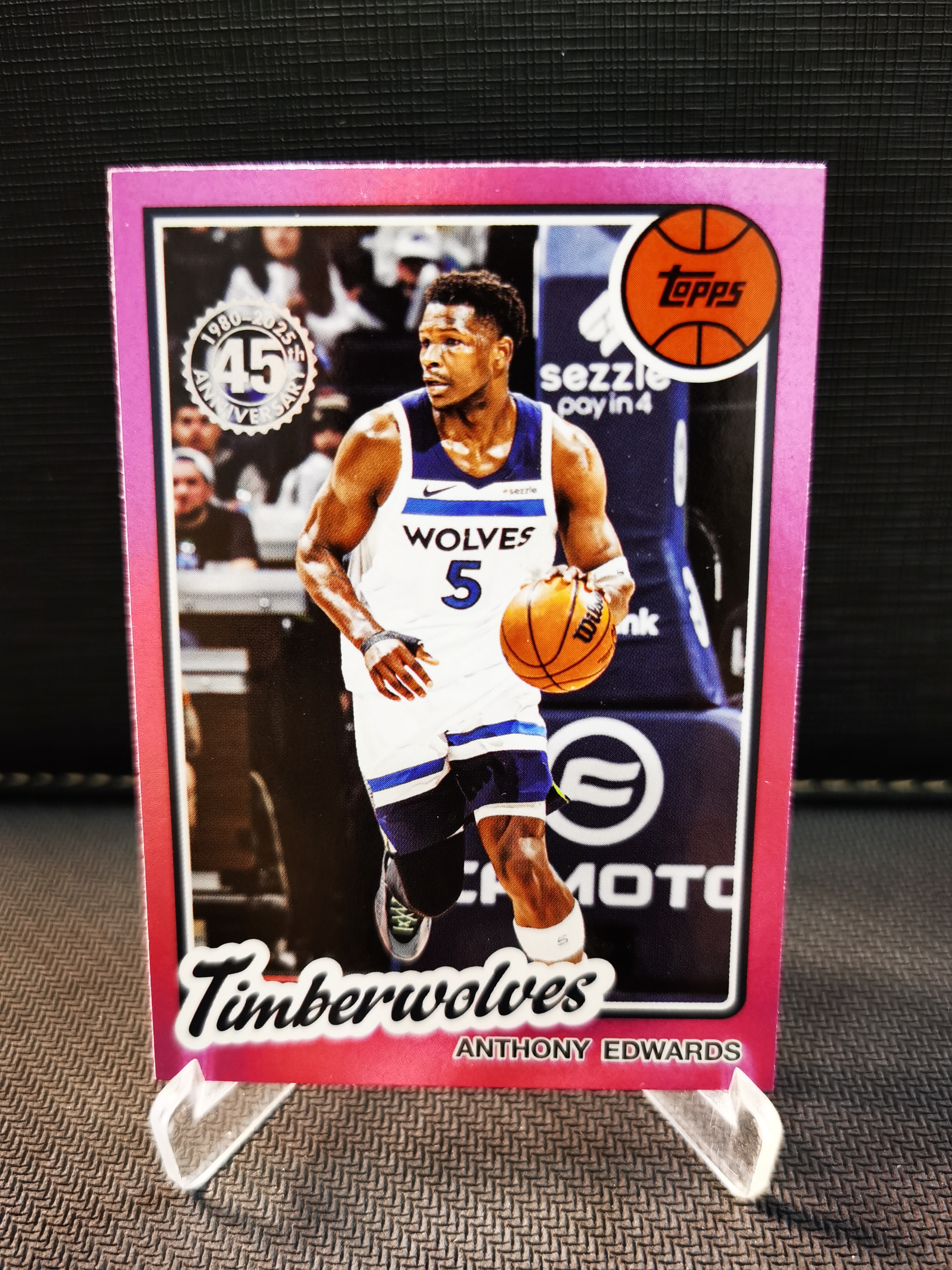 2025-26 Topps flagship Anthony Edwards 森林狼 华子 安东尼 爱德华兹 复古1980 45周年 粉平行 收藏必备 卡品如图 -猕猴桃-【乌苏拍卖】