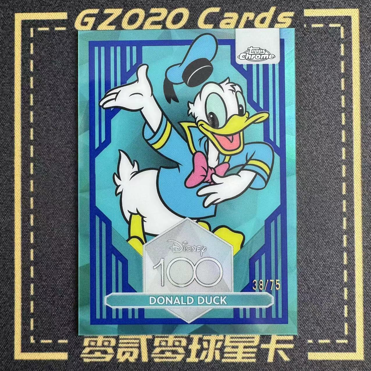 2023 Topps Chrome Disney 100 元年 迪士尼100周年 Donald Duck 唐老鸭 38/75编 深蓝浅蓝折 米老鼠和唐老鸭（鹏1）