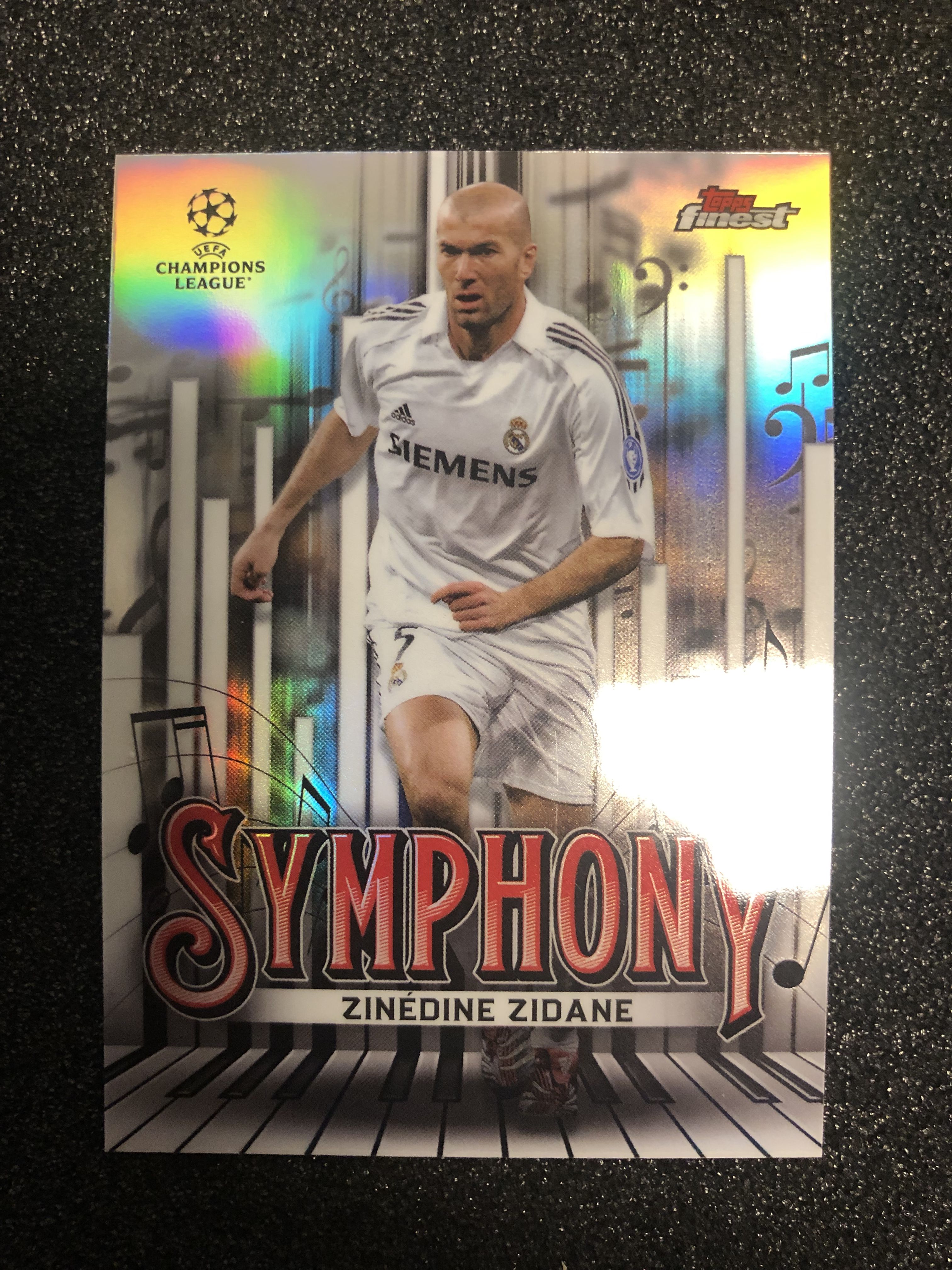 2024-25 Topps Finest Zinedine Zidane 欧战finest 绿茵交响特卡 齐达内 法国 皇马 银折 卡品如图 凑套收藏必备