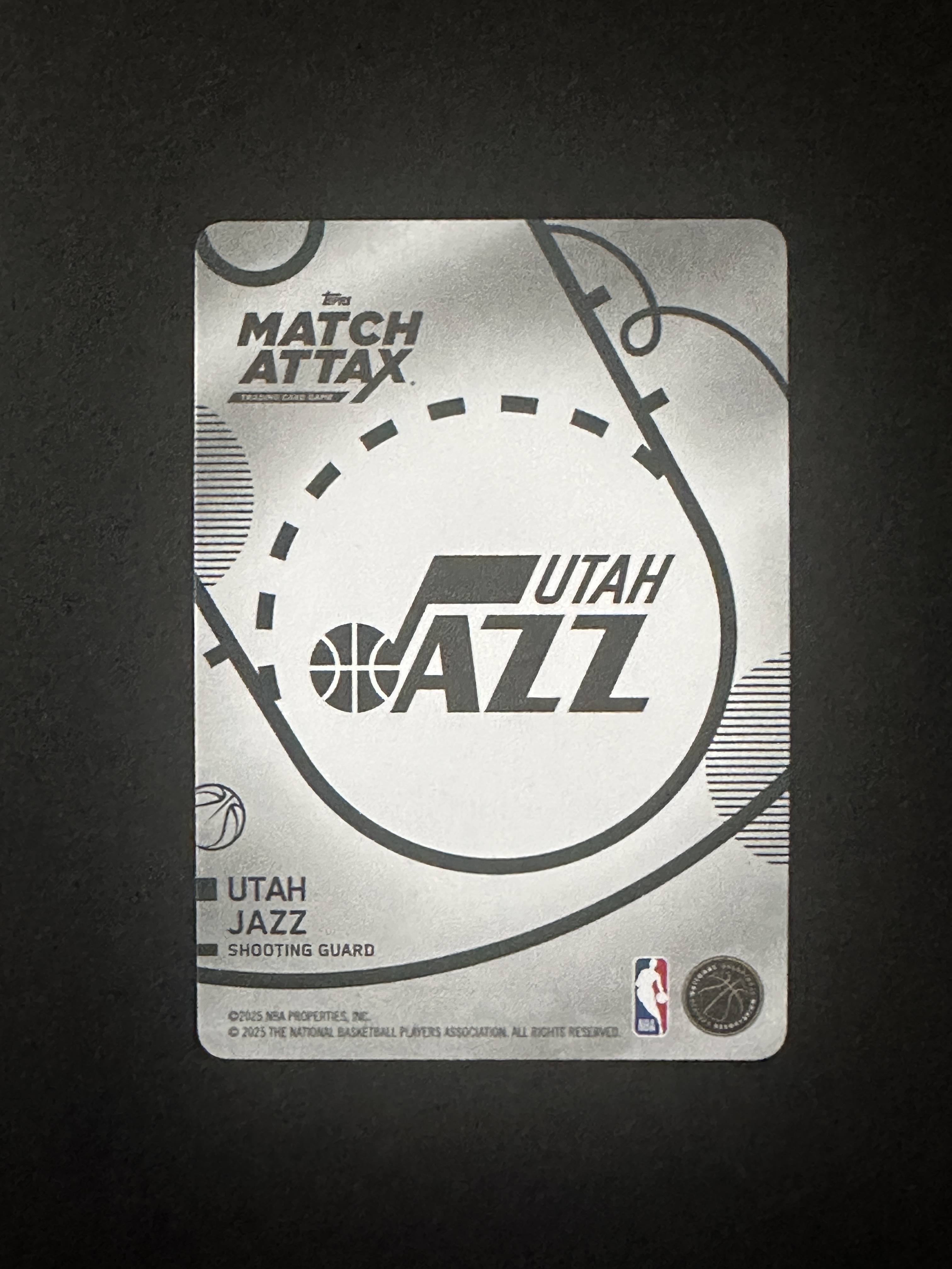 2025 Topps Match Attax Collin Sexton 卡游 爵士 塞克斯顿 编号144 白金版 银折 折射 凑套必备 卡品如图