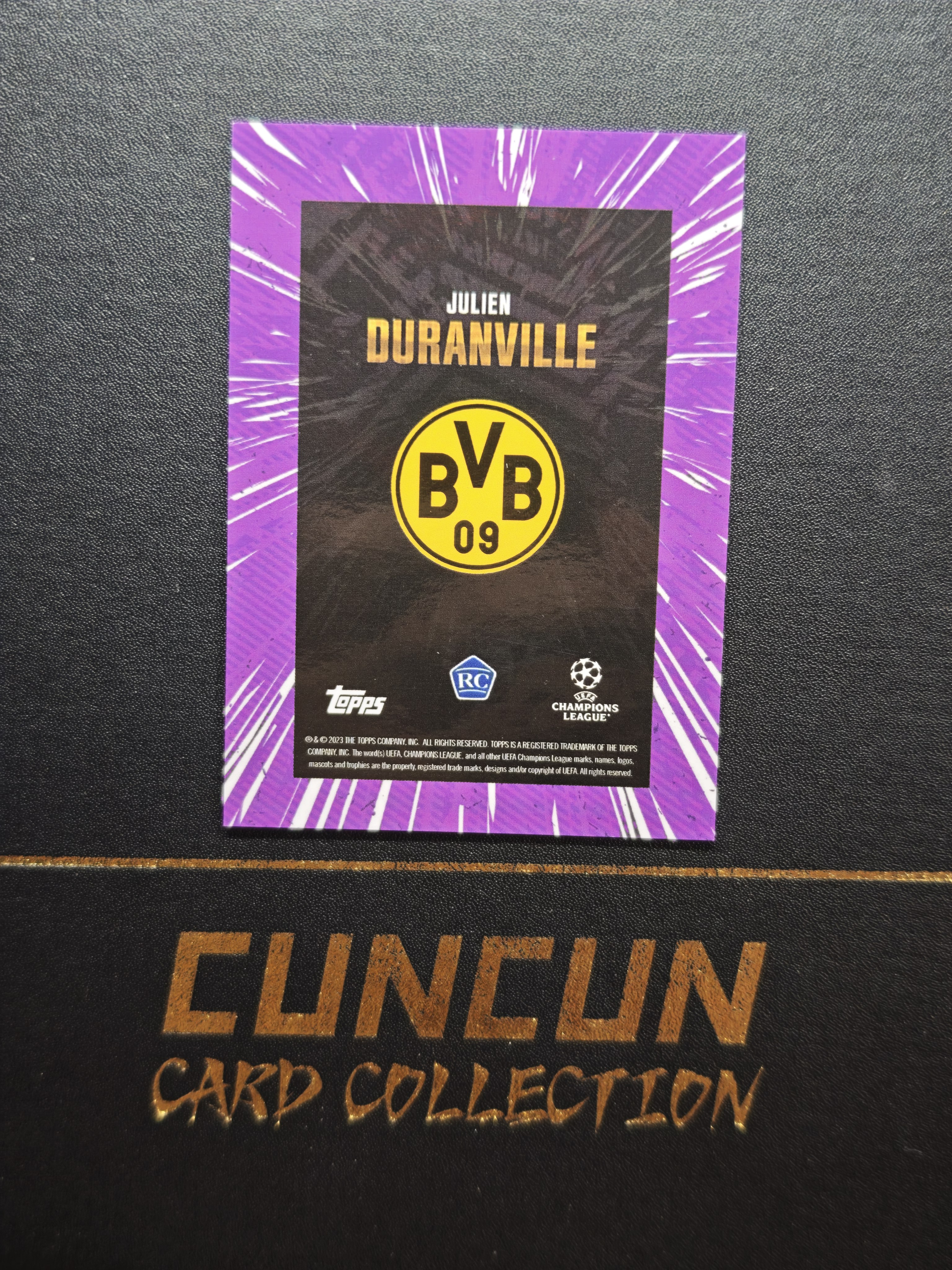 2023 Topps Gold Julien Duranville 欧冠 黄金盒 多特蒙德 杜兰维尔 迪朗维尔 RC新秀 紫碎冰折 /25编 未来之星特卡 比利时 带砖【CUN拍卖-K28】