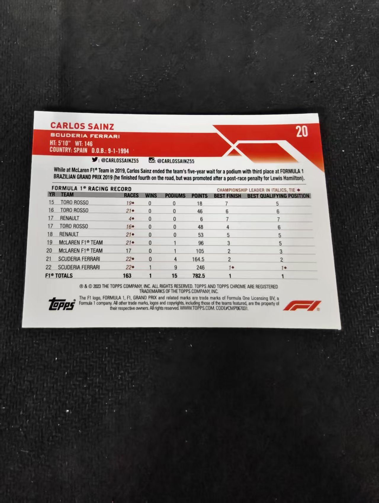 2023 Topps Chrome F1 Carlos Sainz 卡洛斯 赛恩斯 法拉利车队 划痕 边角瑕疵 #20