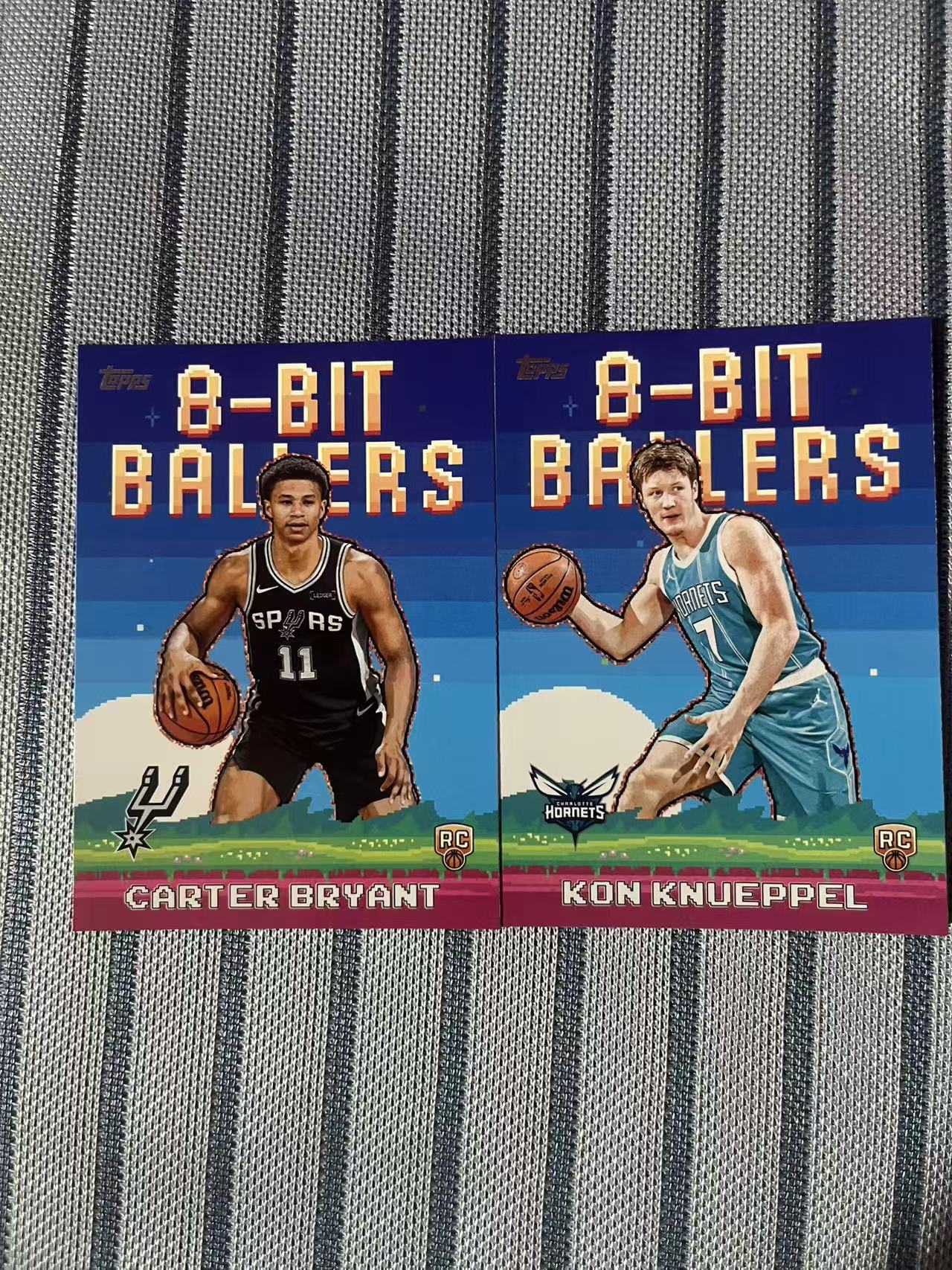 2025 Topps flagship Kon Knueppel RC 康 克尼普尔 卡特 布莱恩特 新秀 8-Bit Ballers 特卡 卡品如图