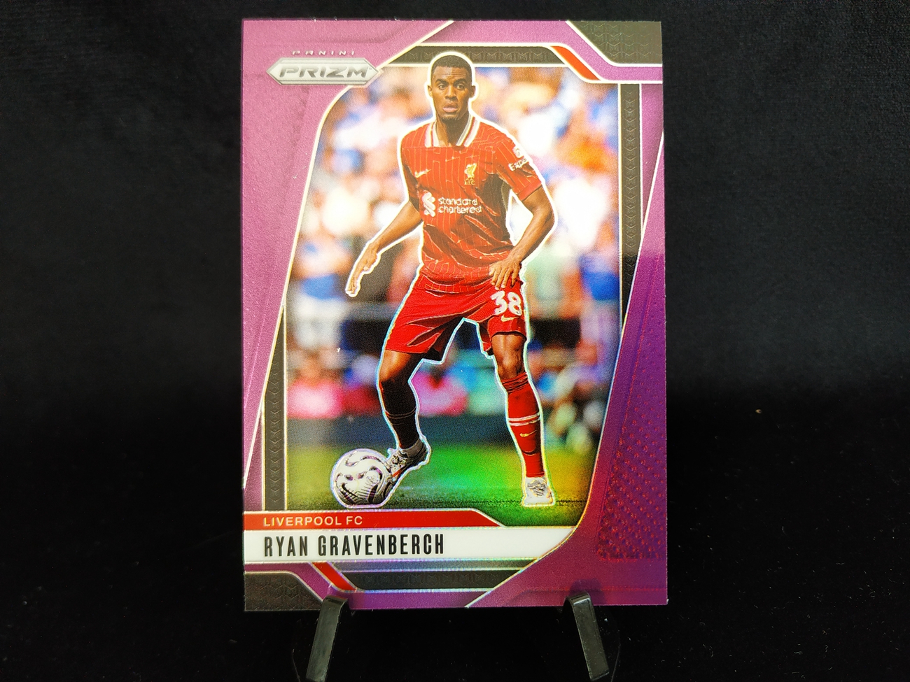 10-31 aasx 61 【钢蛋儿拍卖】 Panini 2024-25 英超 Prizm 利物浦  紫折 赖恩 赫拉芬贝赫 格拉文贝尔奇 Ryan Gravenberch 卡品如图