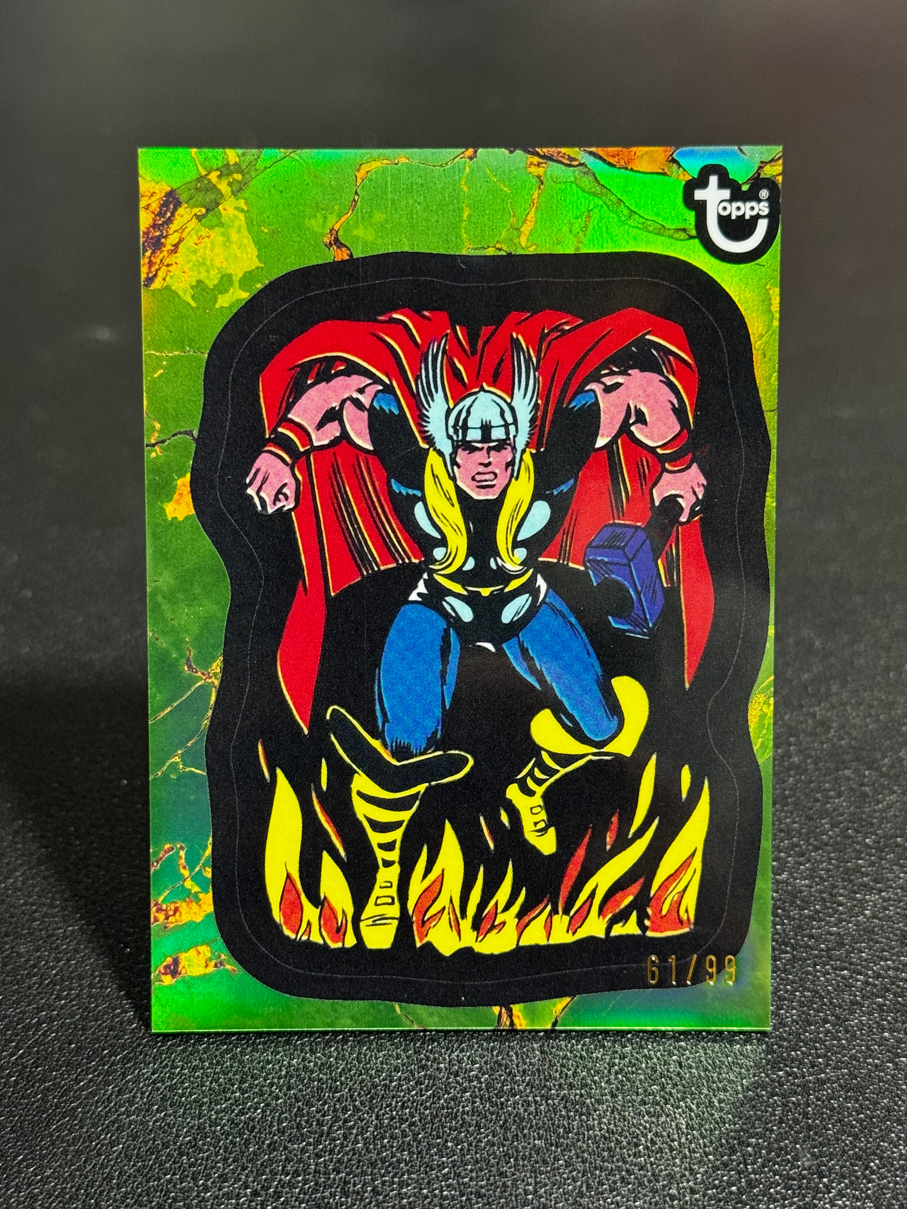 2025 Topps Marvel (MCU) Comic Book Heroes 1975黄金年代 漫威 绿折 99编 Thor 雷神 #25 LWOY