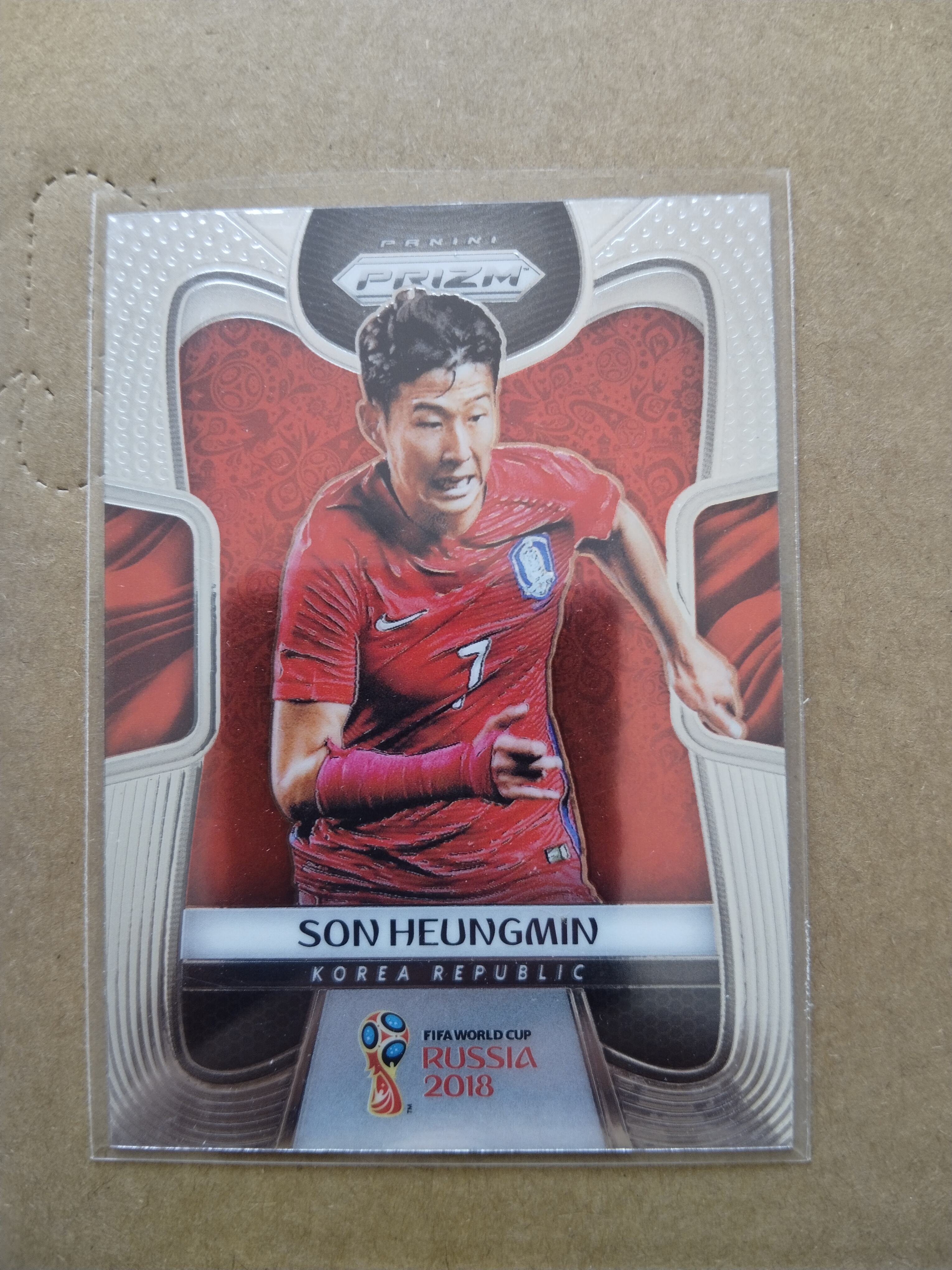 (竞拍前先阅读描述)PANINI帕尼尼 2018俄罗斯世界杯PRIZM 普卡base 韩国 孙兴慜 第5张凑套必备 品相如图