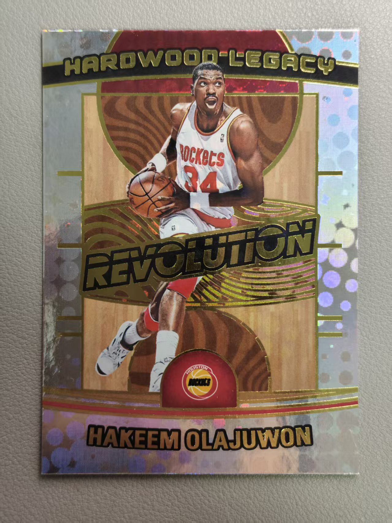 【阿泽代卖】2024-25 Panini Revolution 革命 Hakeem Olajuwon 火箭 哈基米 奥拉朱旺 地板特卡 圈圈折 选图巨帅 卡品如图 介意勿拍